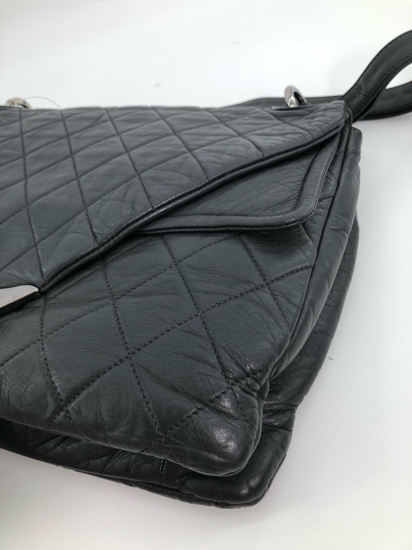 Chanel - Other - Leather - Grey - (medium)