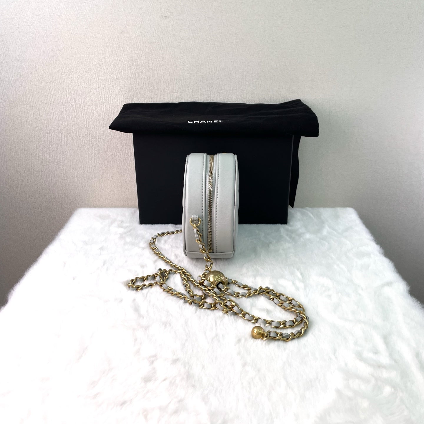 Chanel - Other - Leather - Grey - (mini)