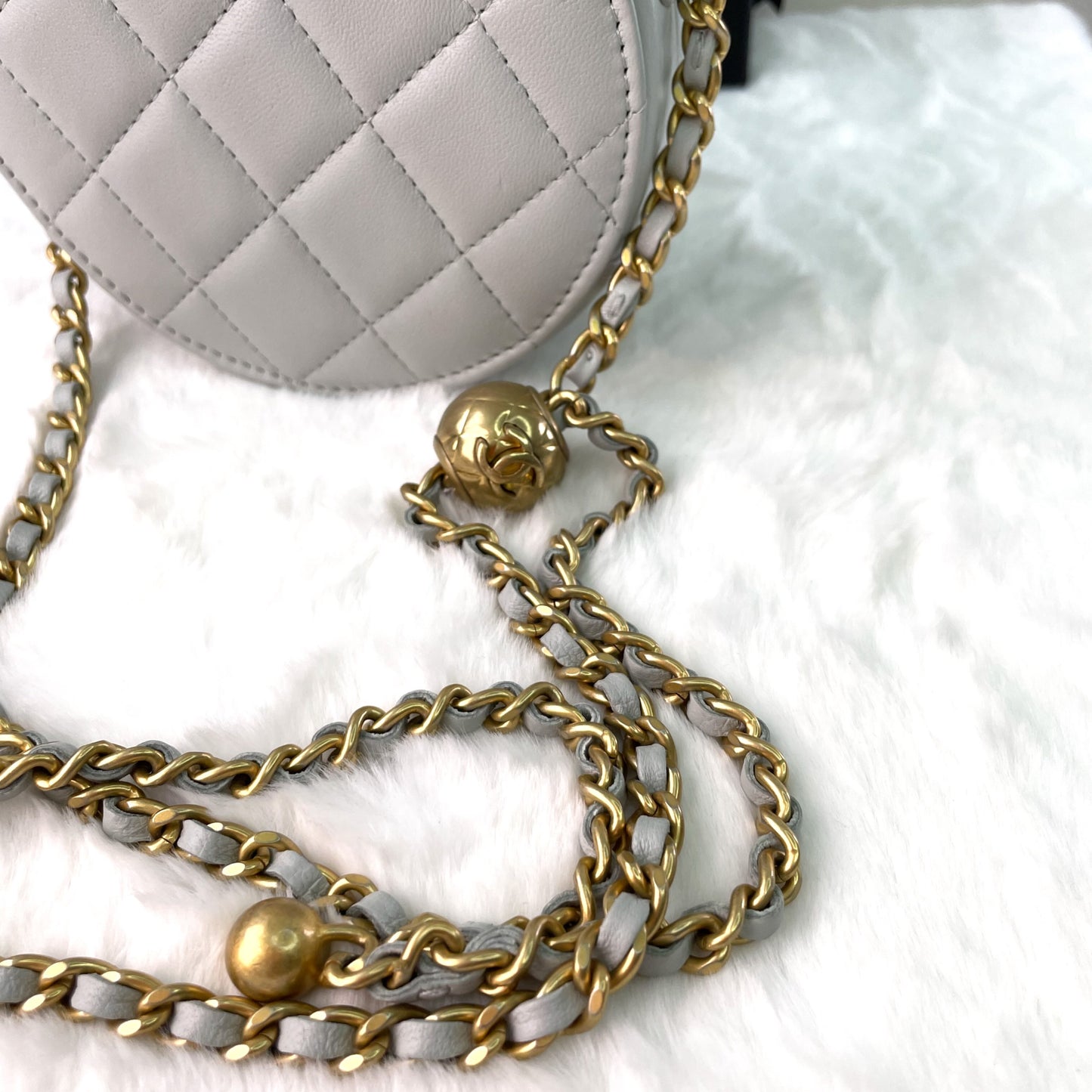 Chanel - Other - Leather - Grey - (mini)