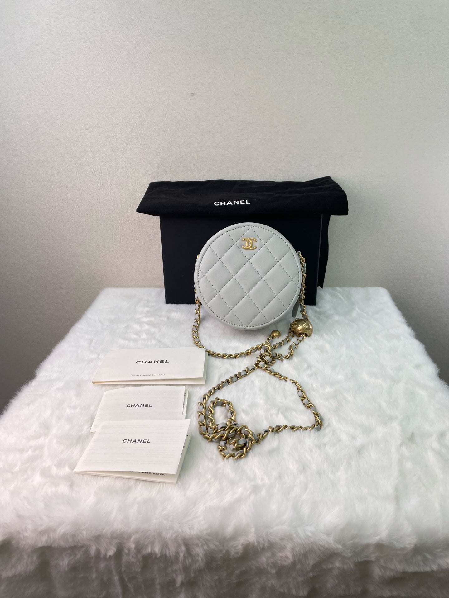 Chanel - Other - Leather - Grey - (mini)