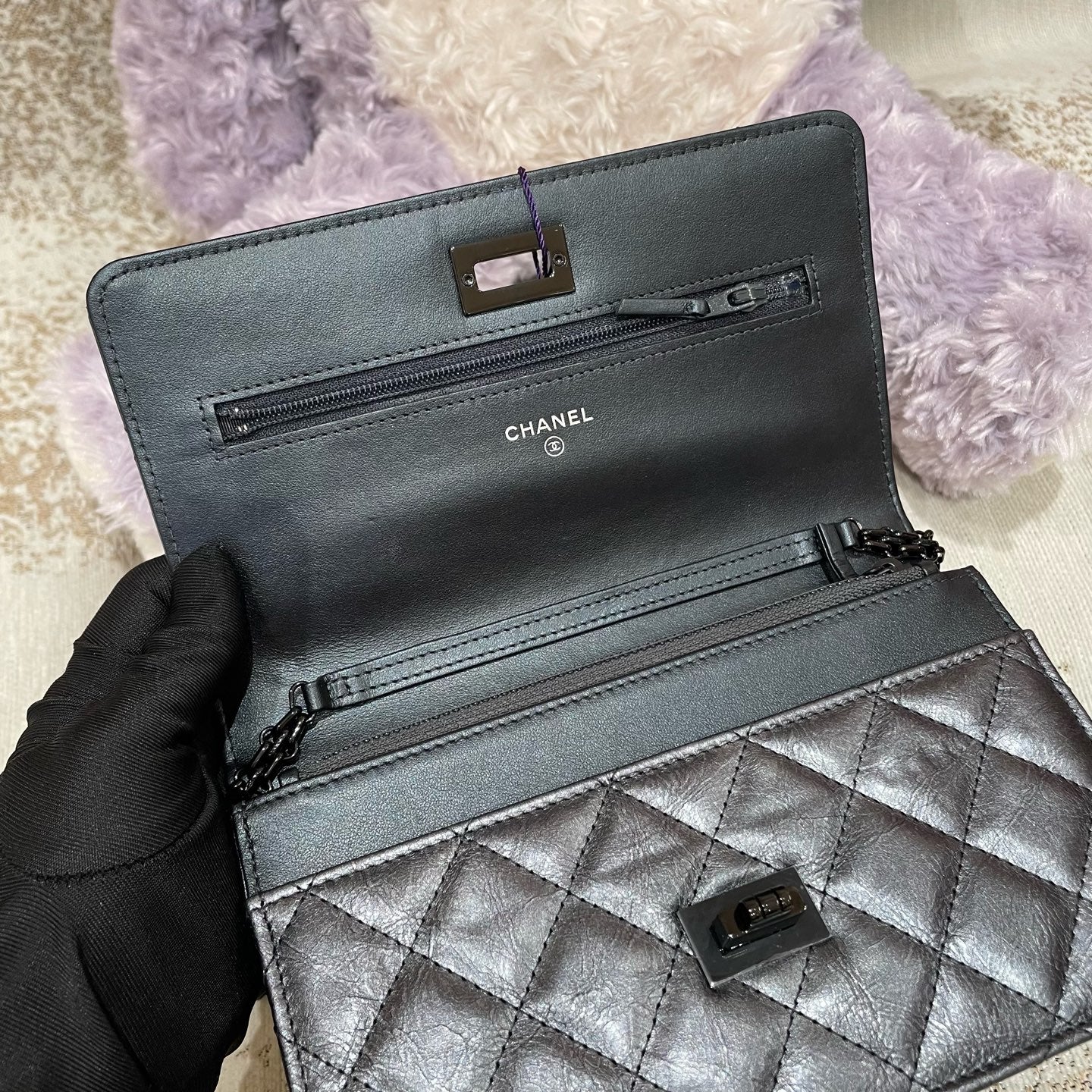 Chanel - Other - Leather - Grey - (mini)