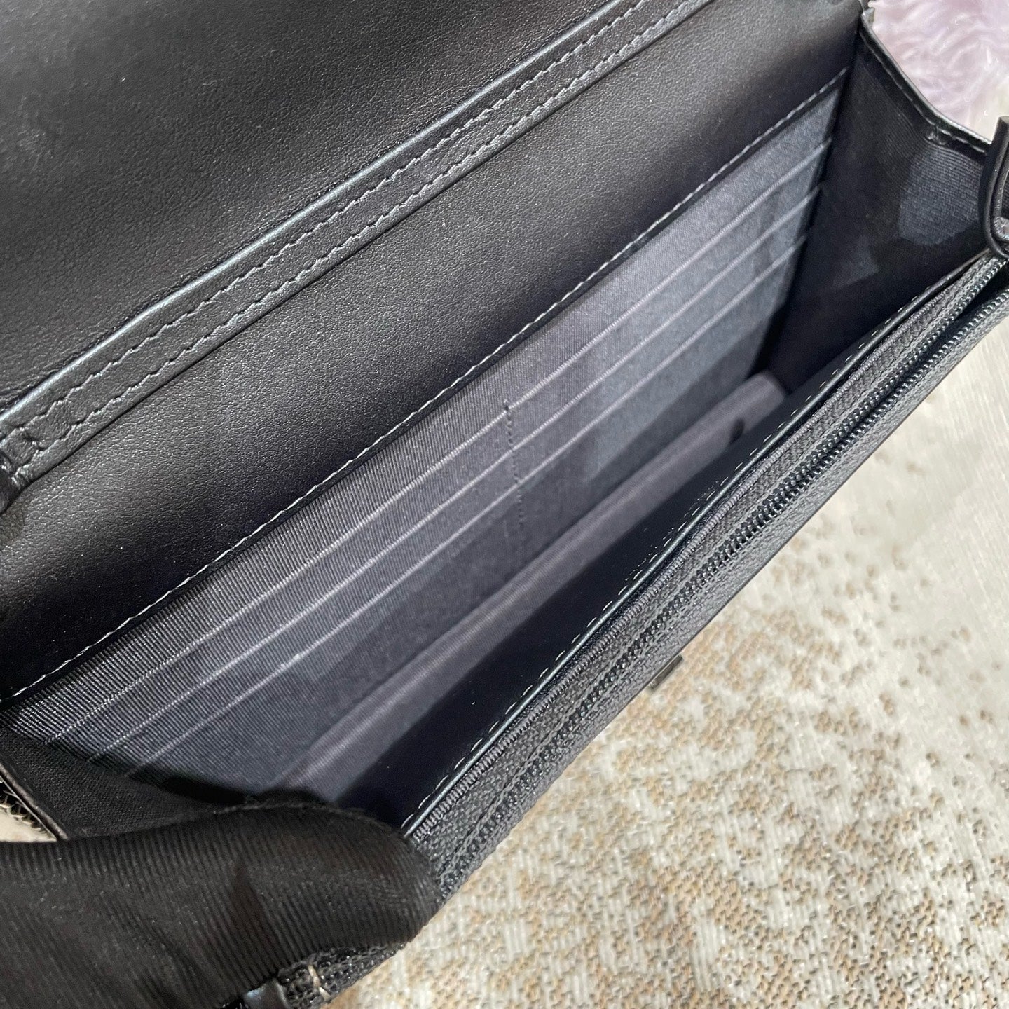 Chanel - Other - Leather - Grey - (mini)