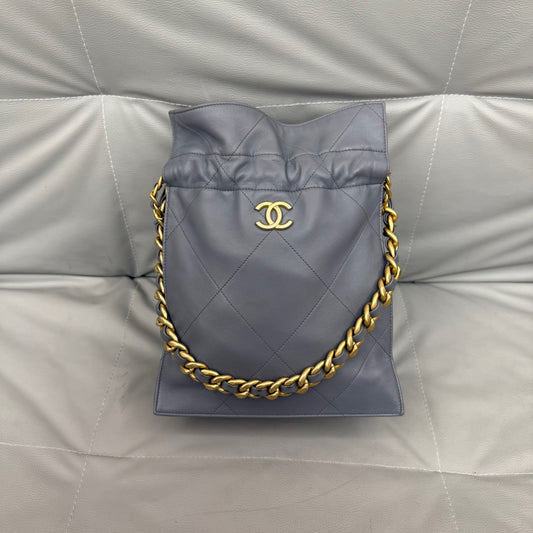Chanel - Other - Leather - Grey - (small)