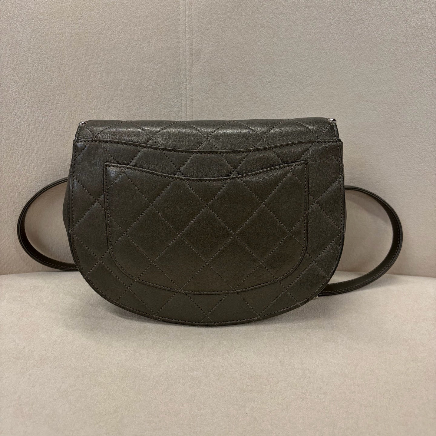 Chanel - Other - Leather - Grey - (small)