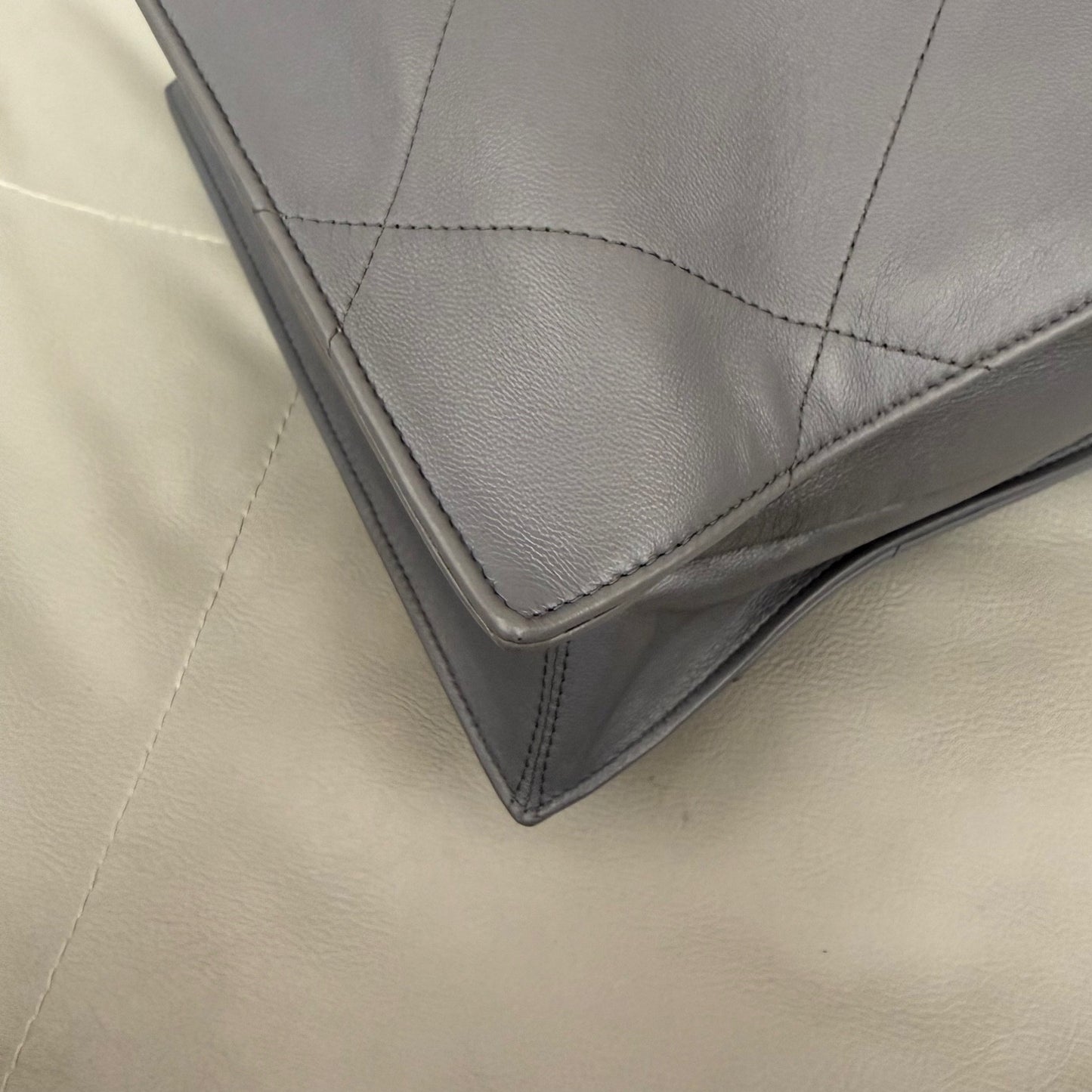 Chanel - Other - Leather - Grey - (small)