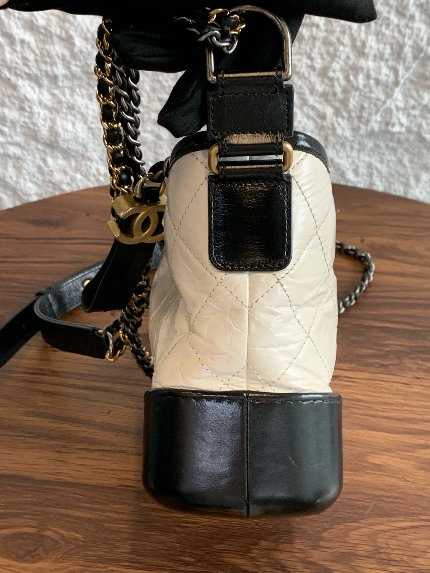 Chanel - Other - Leather - Multicolour - (small)