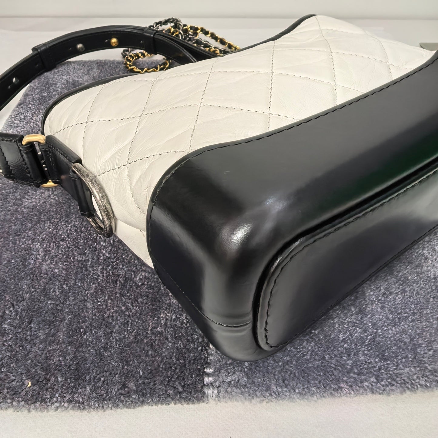Chanel - Other - Leather - Multicolour - (small)