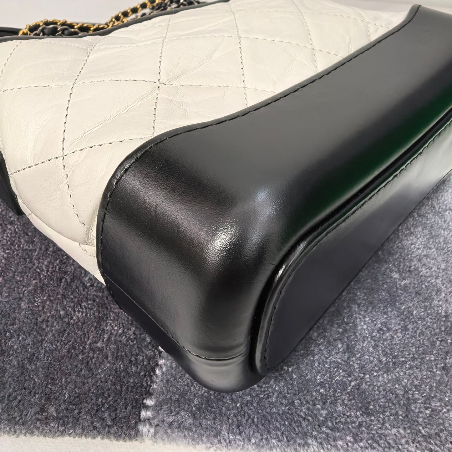 Chanel - Other - Leather - Multicolour - (small)