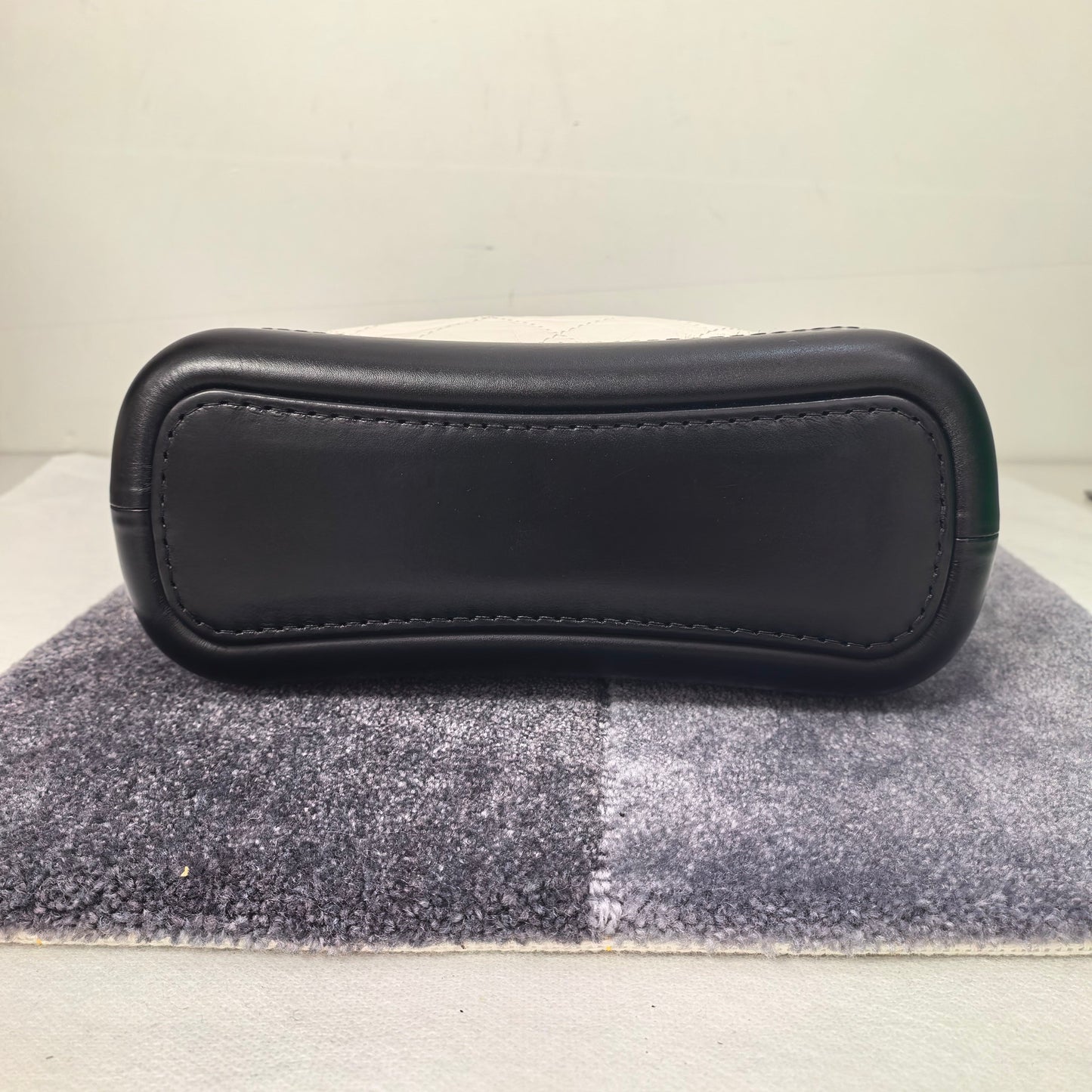 Chanel - Other - Leather - Multicolour - (small)