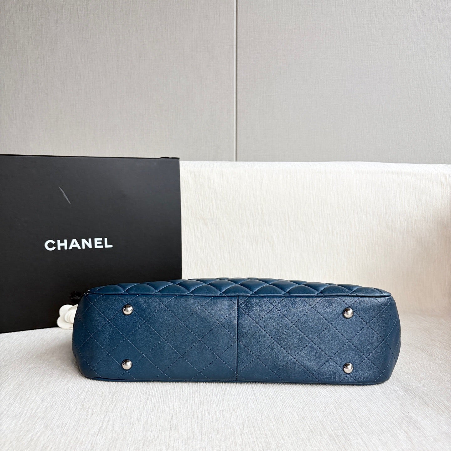 Chanel - Other - Leather - Navy - (large)