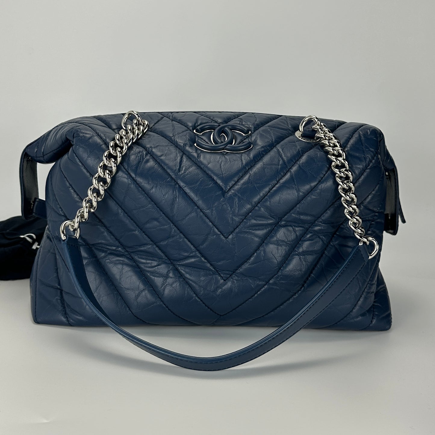 Chanel - Other - Leather - Navy - (medium)