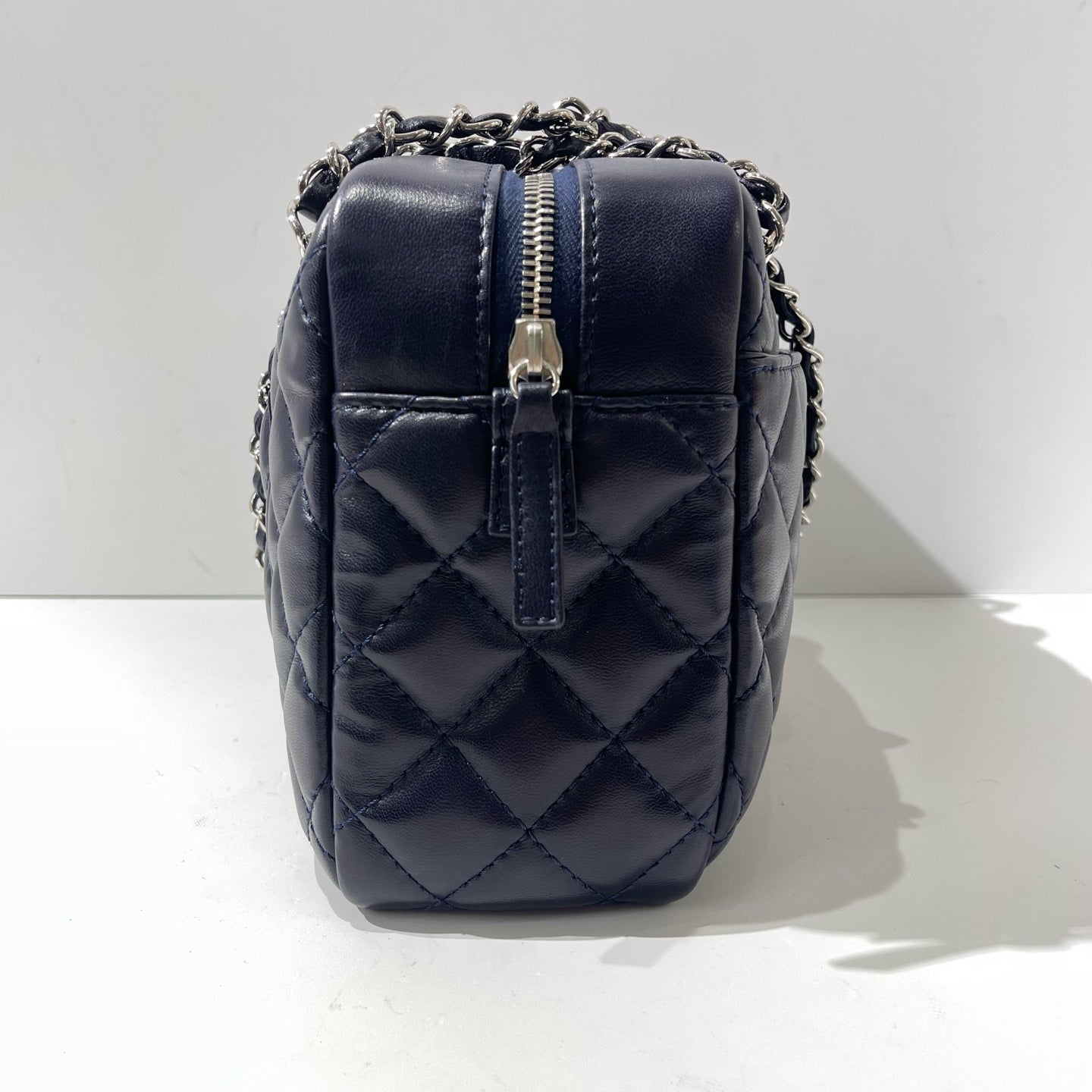 Chanel - Other - Leather - Navy - (medium)