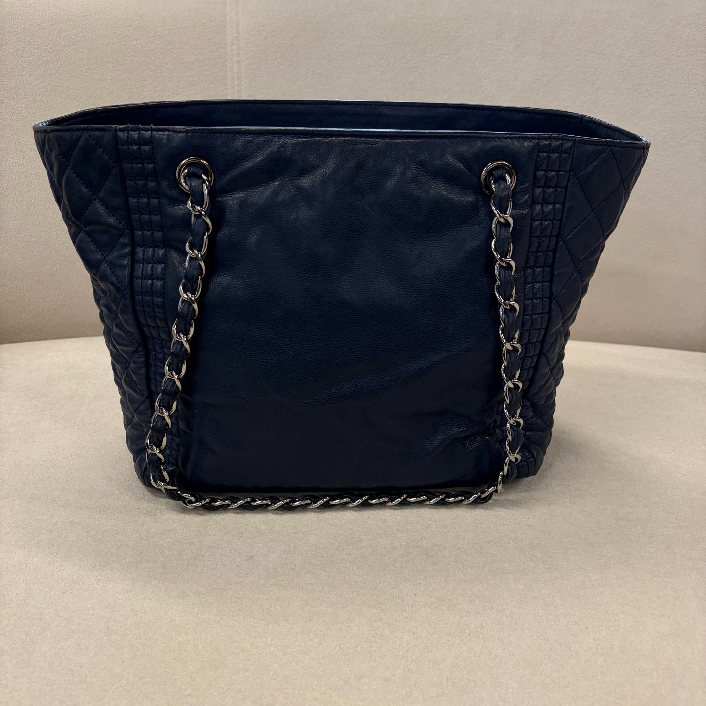 Chanel - Other - Leather - Navy - (medium)