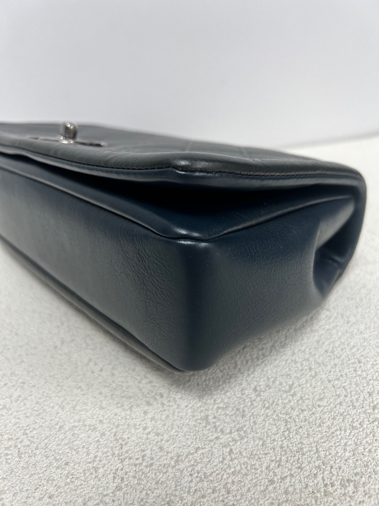 Chanel - Other - Leather - Navy - (medium)