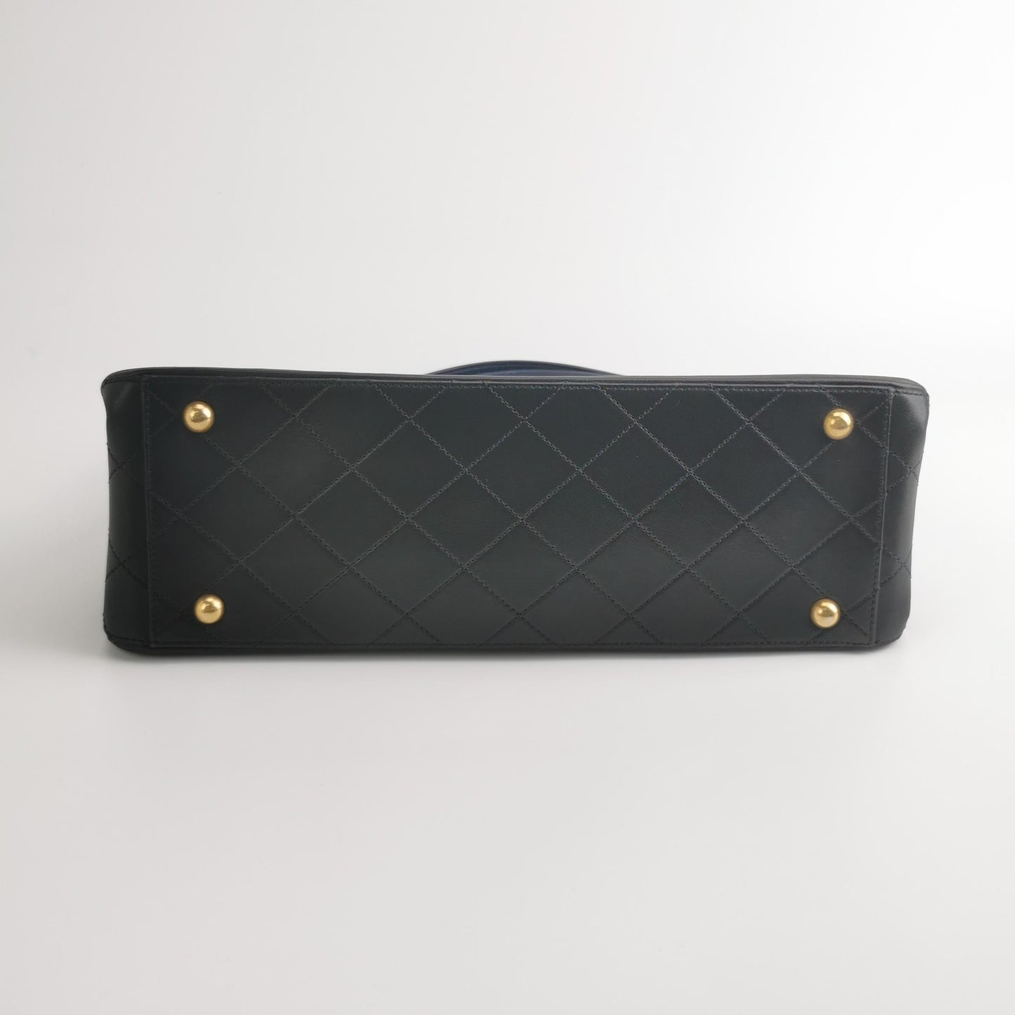 Chanel - Other - Leather - Navy - (medium)