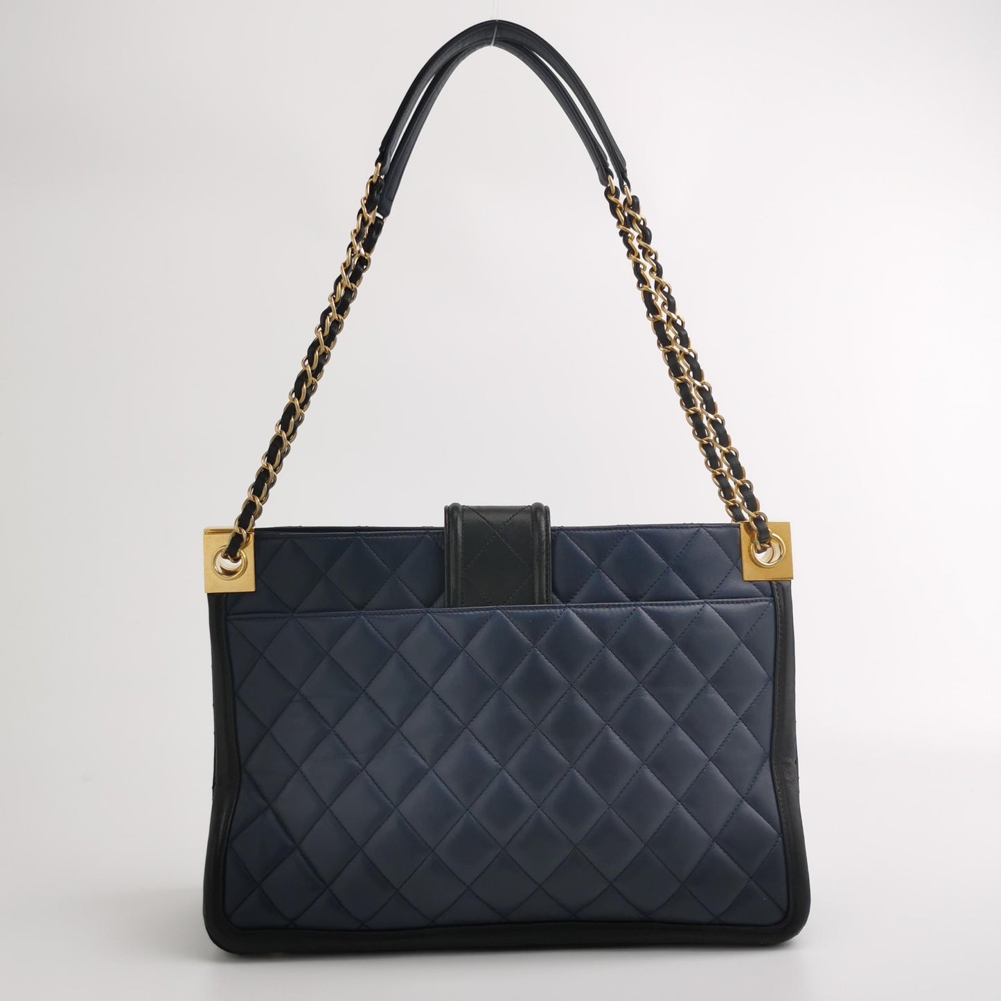 Chanel - Other - Leather - Navy - (medium)