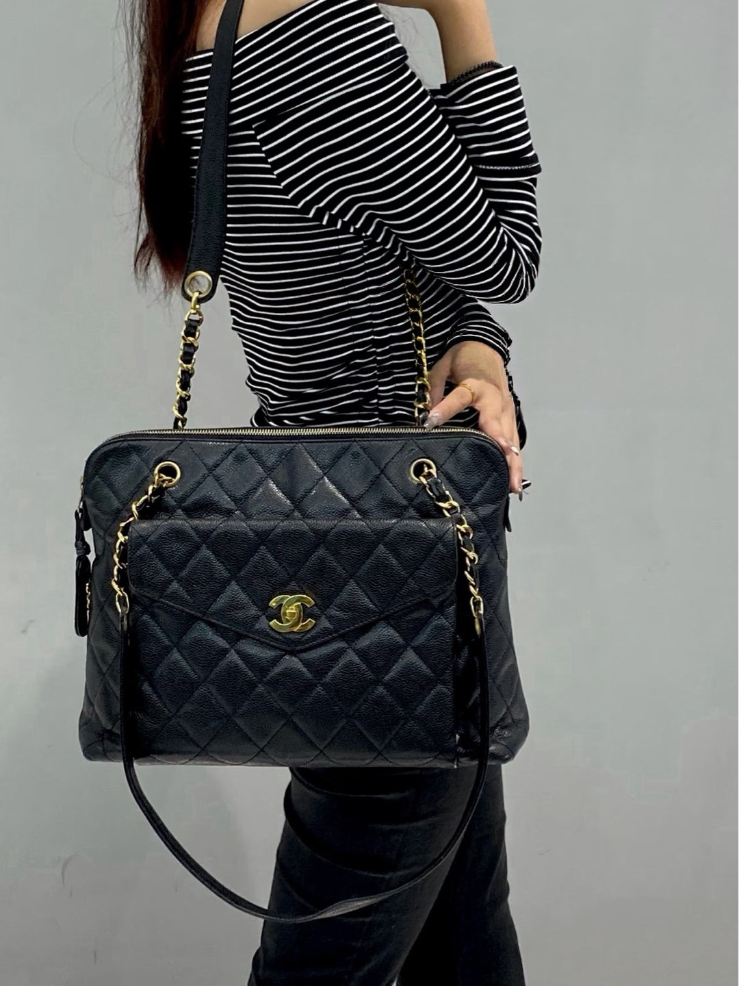 Chanel - Other - Leather - Navy - (medium)