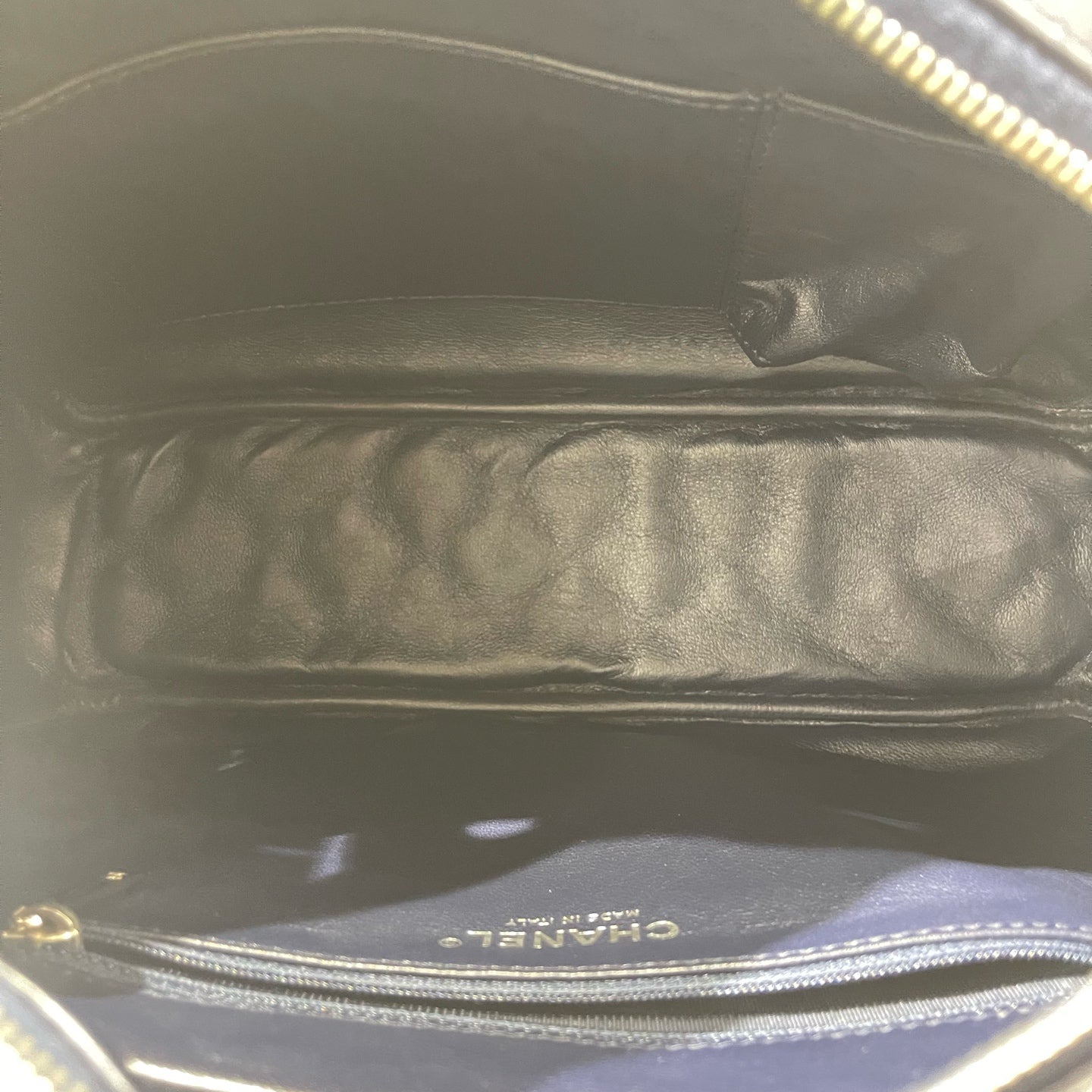 Chanel - Other - Leather - Navy - (medium)