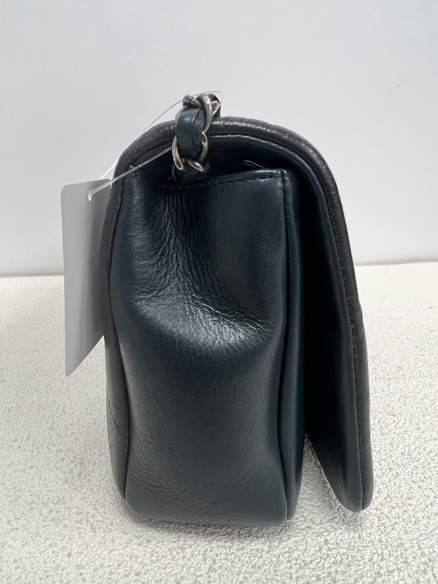 Chanel - Other - Leather - Navy - (medium)