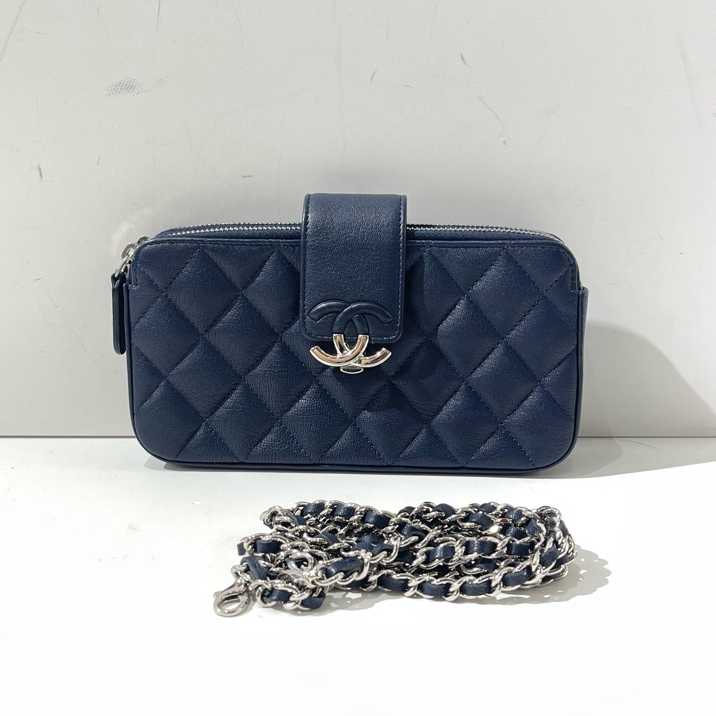 Chanel - Other - Leather - Navy - (mini)