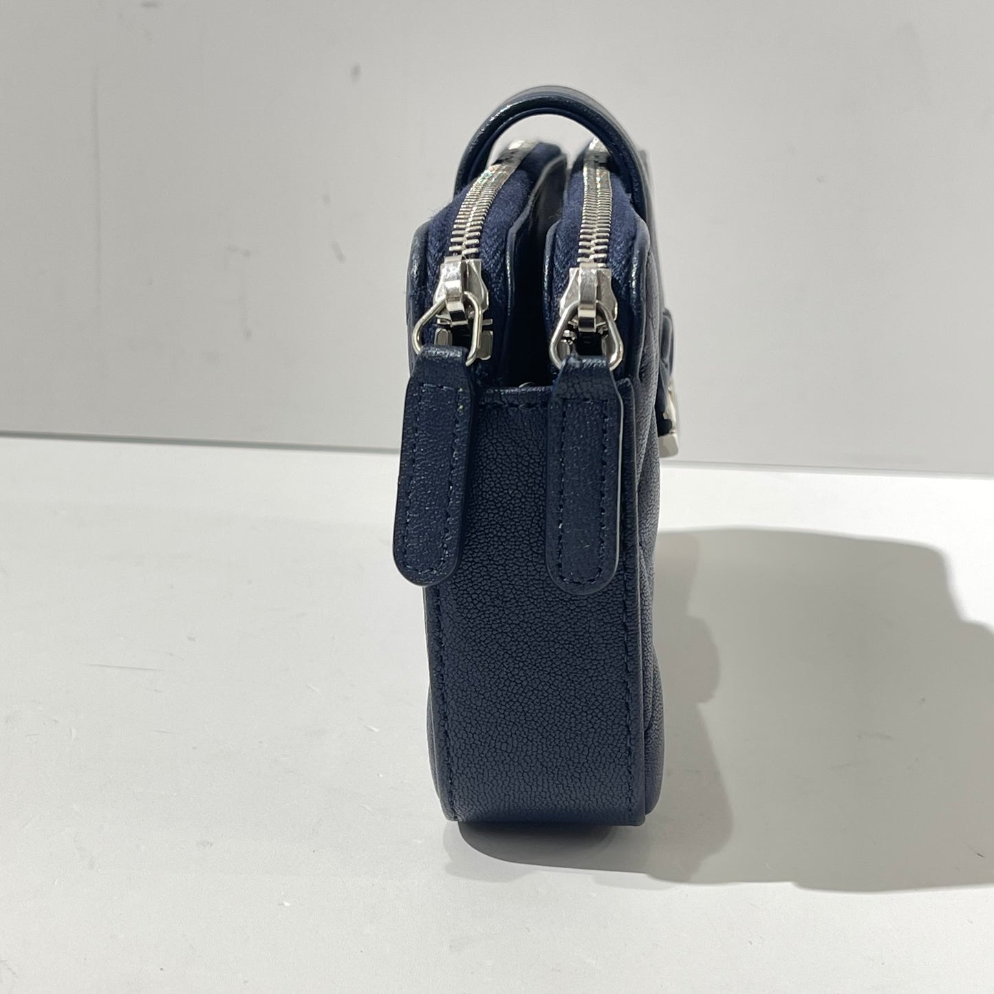 Chanel - Other - Leather - Navy - (mini)