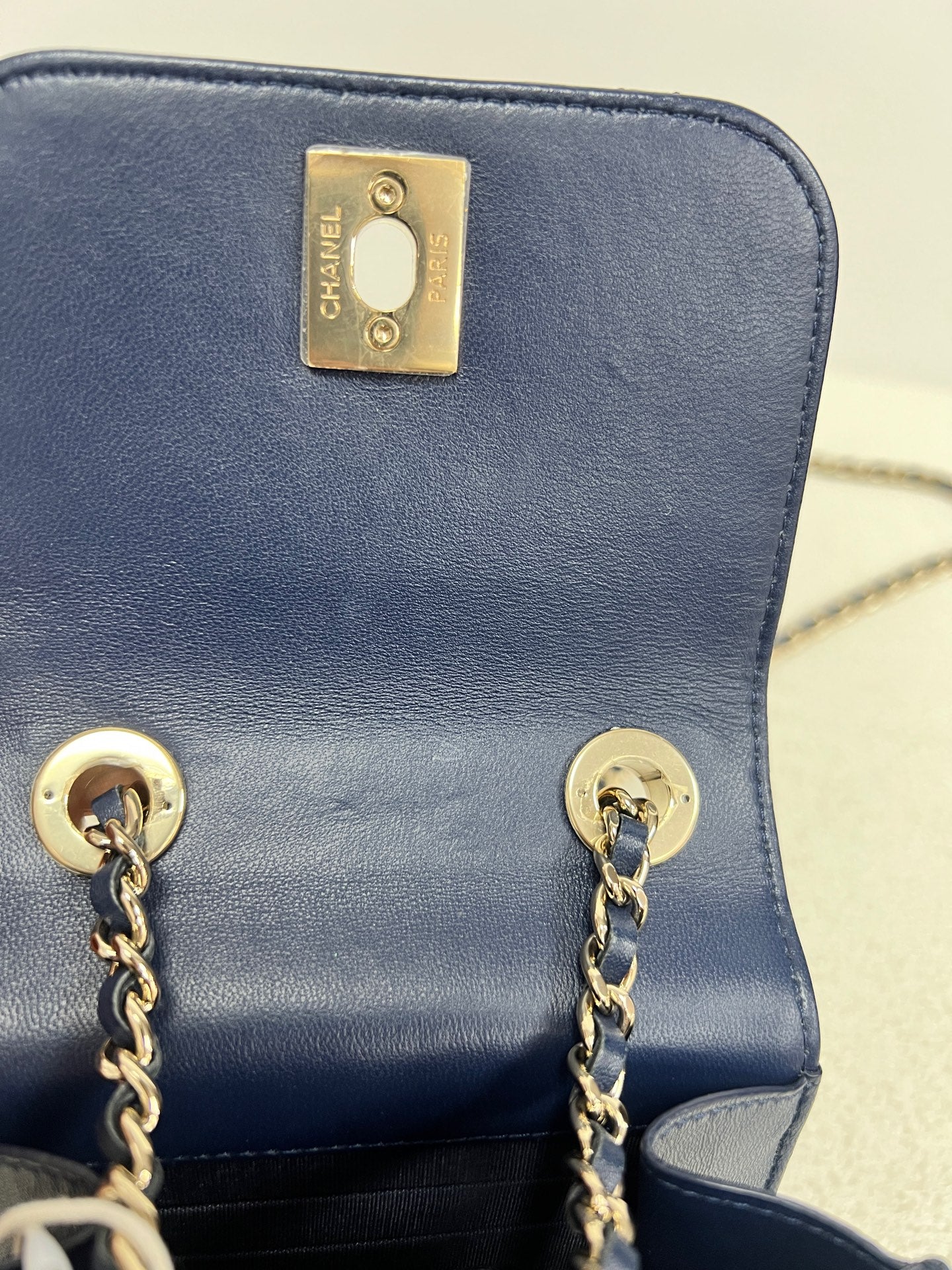 Chanel - Other - Leather - Navy - (mini)