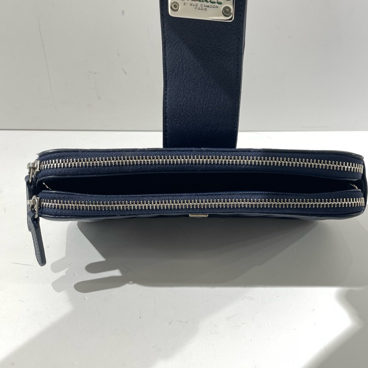 Chanel - Other - Leather - Navy - (mini)