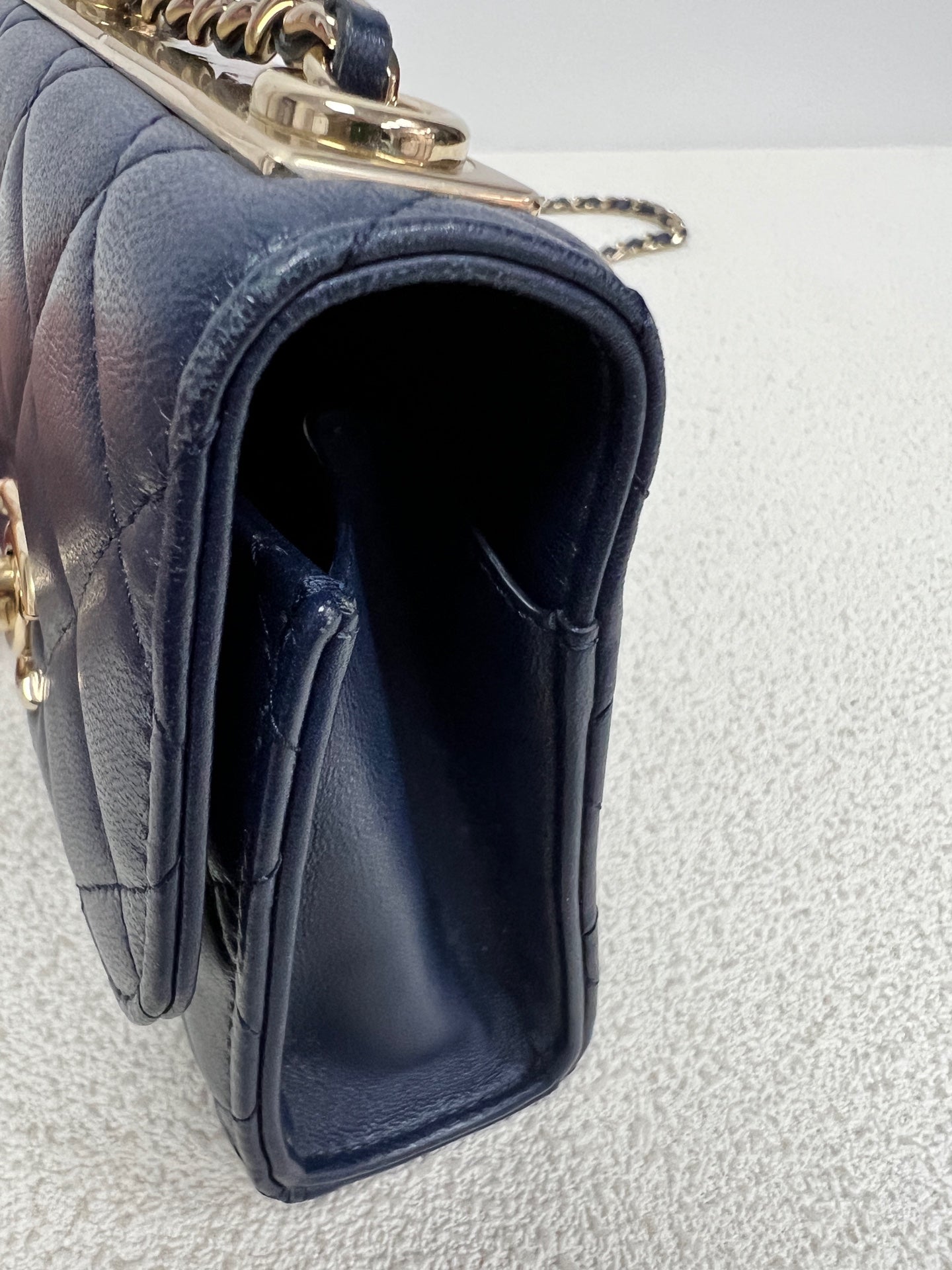 Chanel - Other - Leather - Navy - (mini)