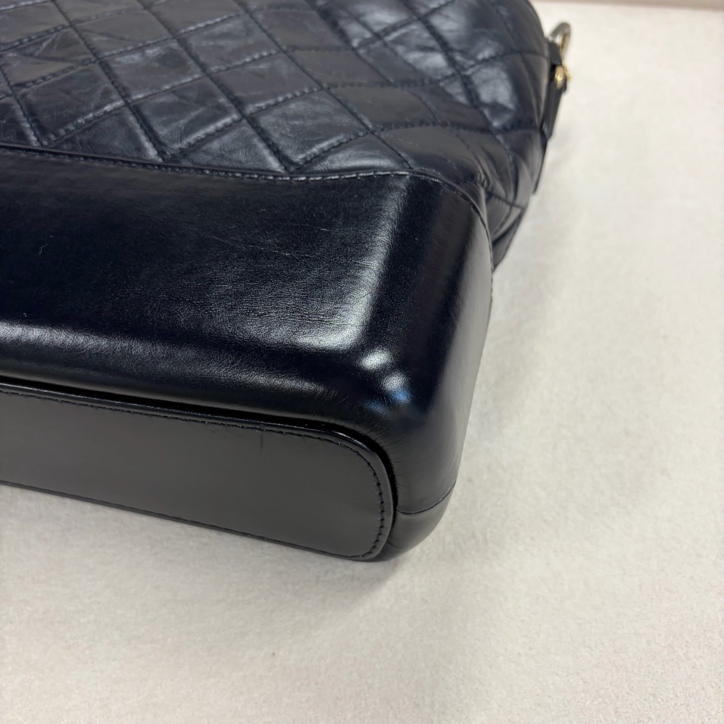 Chanel - Other - Leather - Navy - (small)