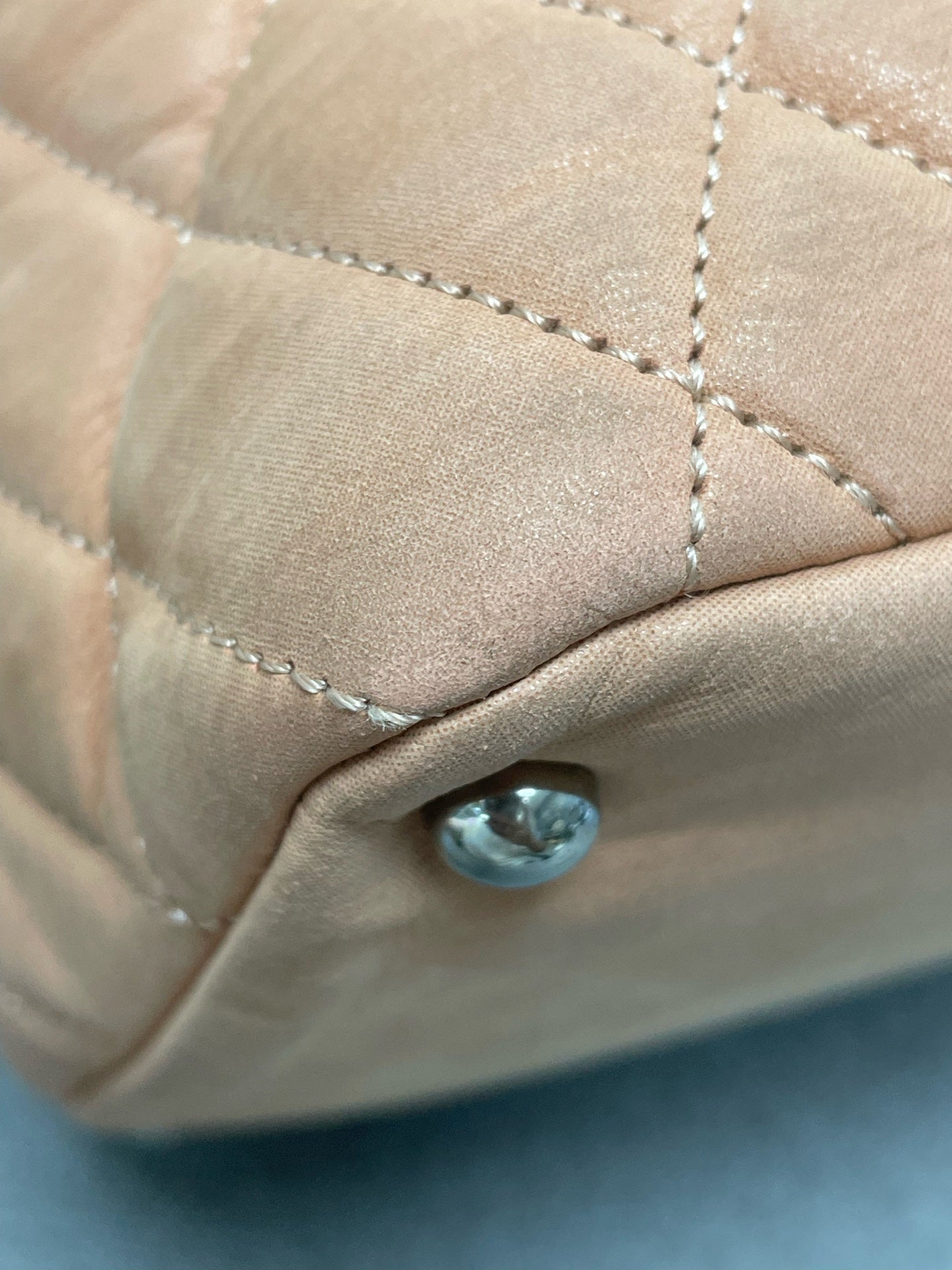 Chanel - Other - Leather - Pink - (Large)