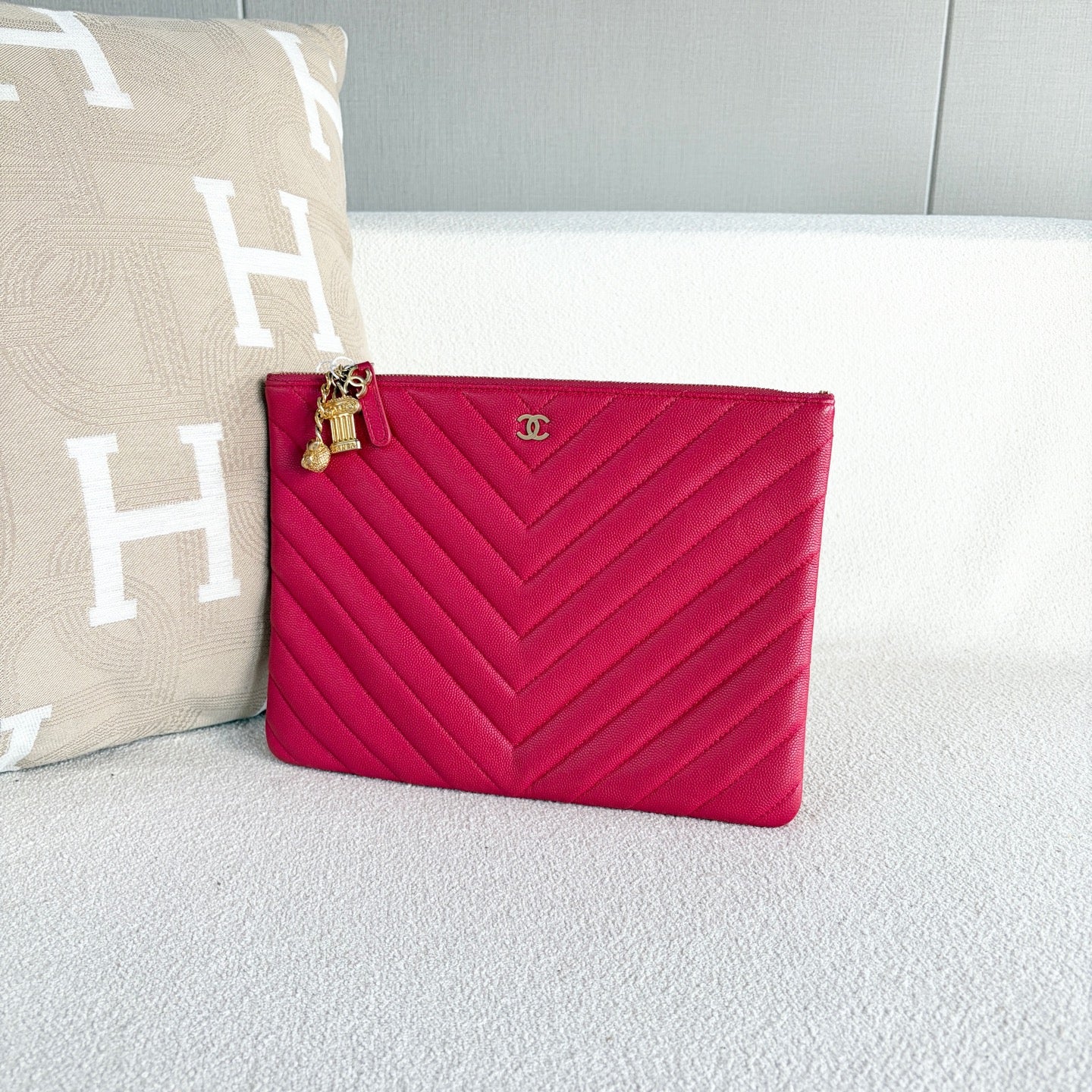 Chanel - Other - Leather - Pink - (medium)