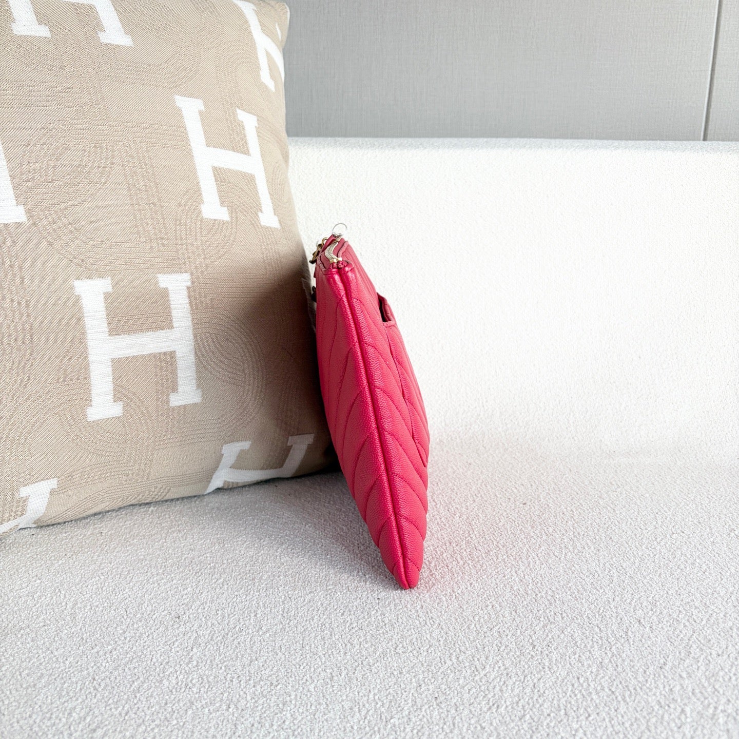 Chanel - Other - Leather - Pink - (medium)