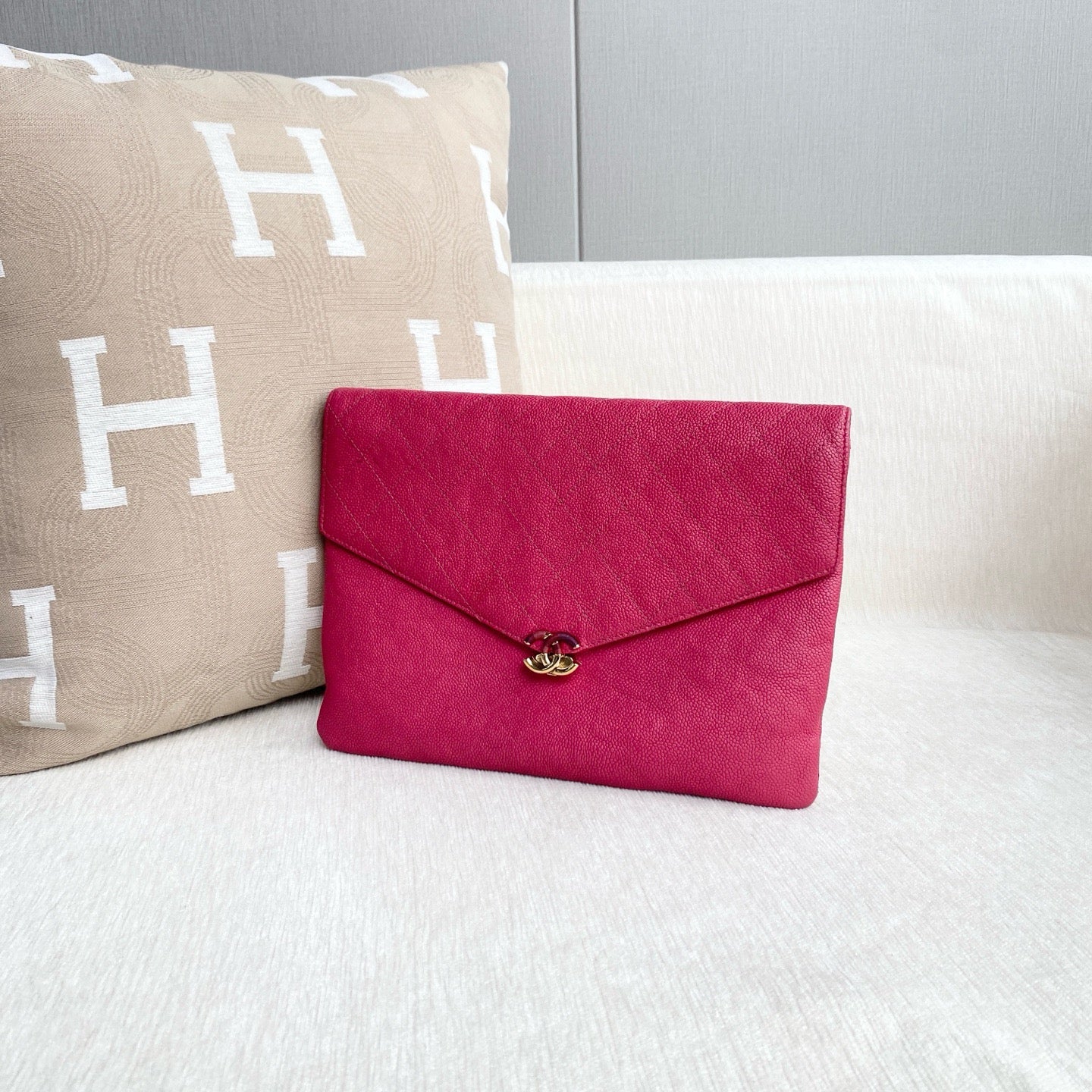 Chanel - Other - Leather - Pink - (medium)