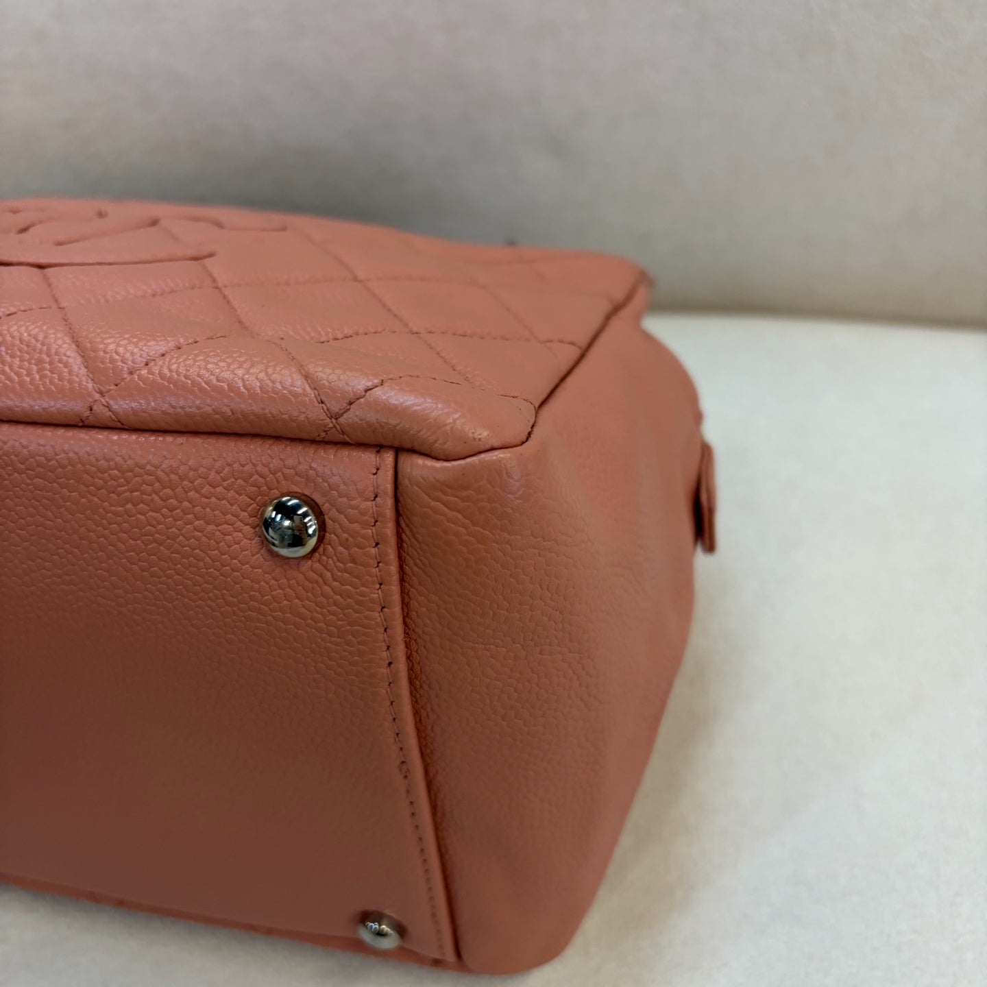 Chanel - Other - Leather - Pink - (medium)