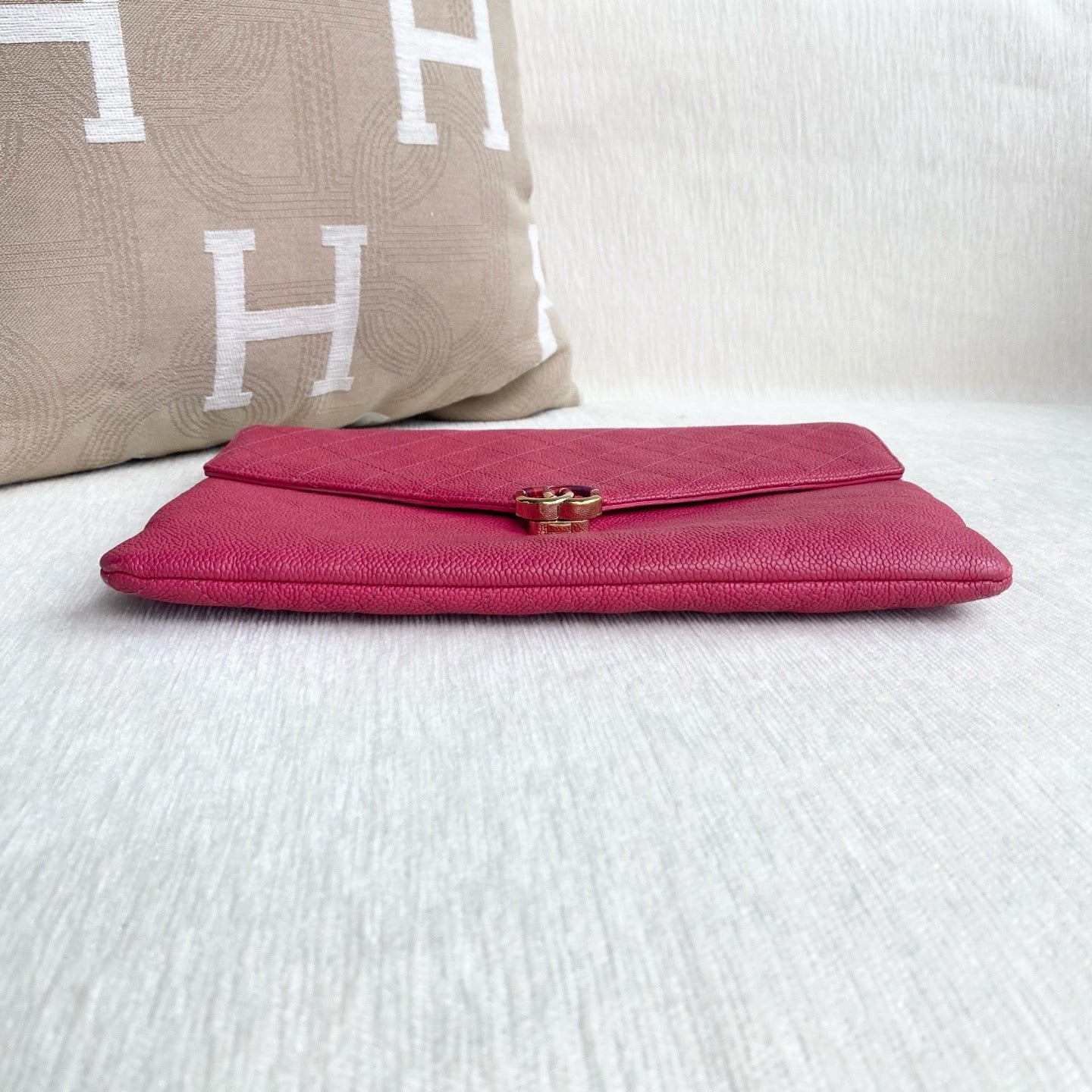 Chanel - Other - Leather - Pink - (medium)