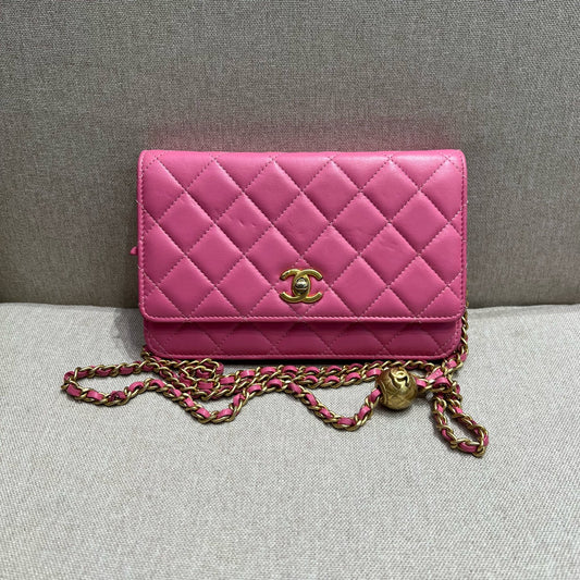 Chanel - Other - Leather - Pink - (mini)