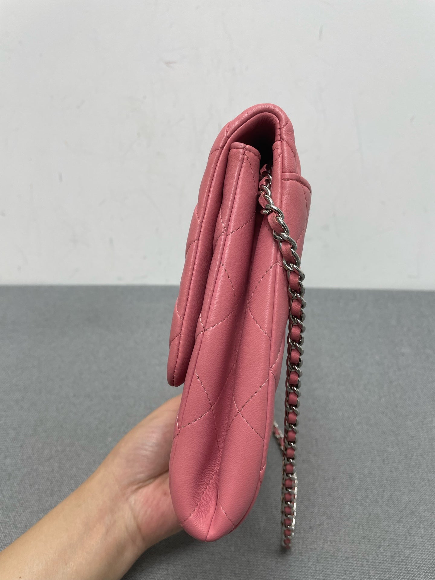 Chanel - Other - Leather - Pink - (mini)