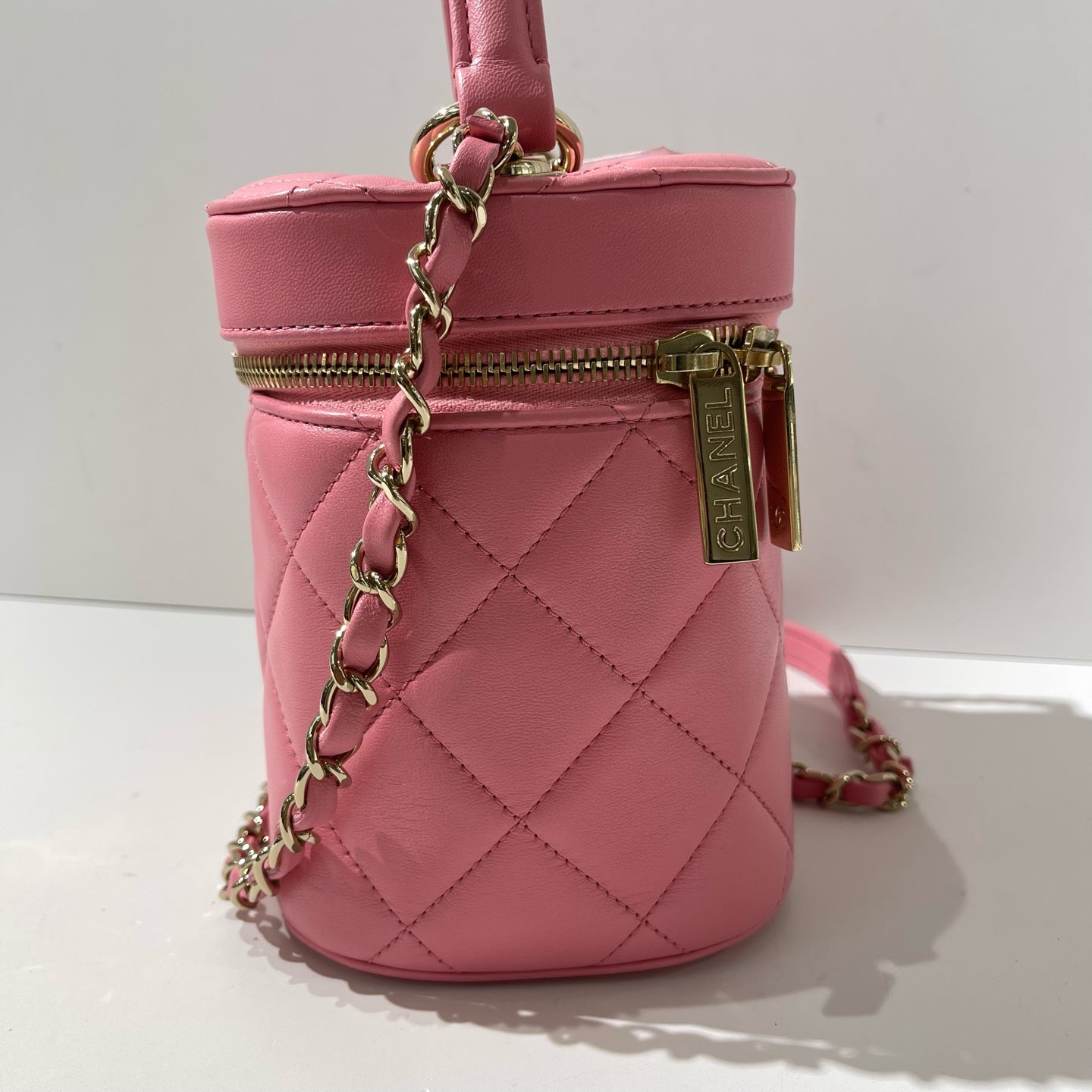 Chanel - Other - Leather - Pink - (mini)