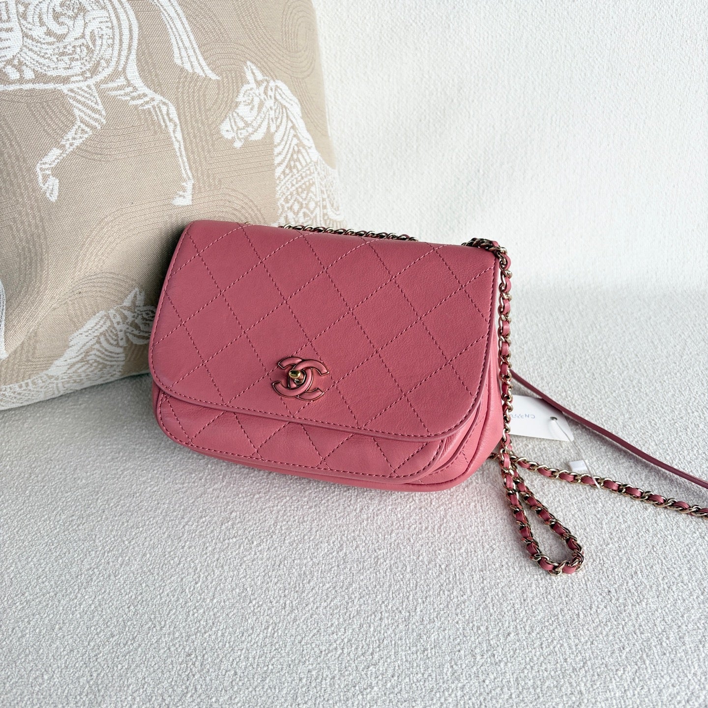 Chanel - Other - Leather - Pink - (mini)