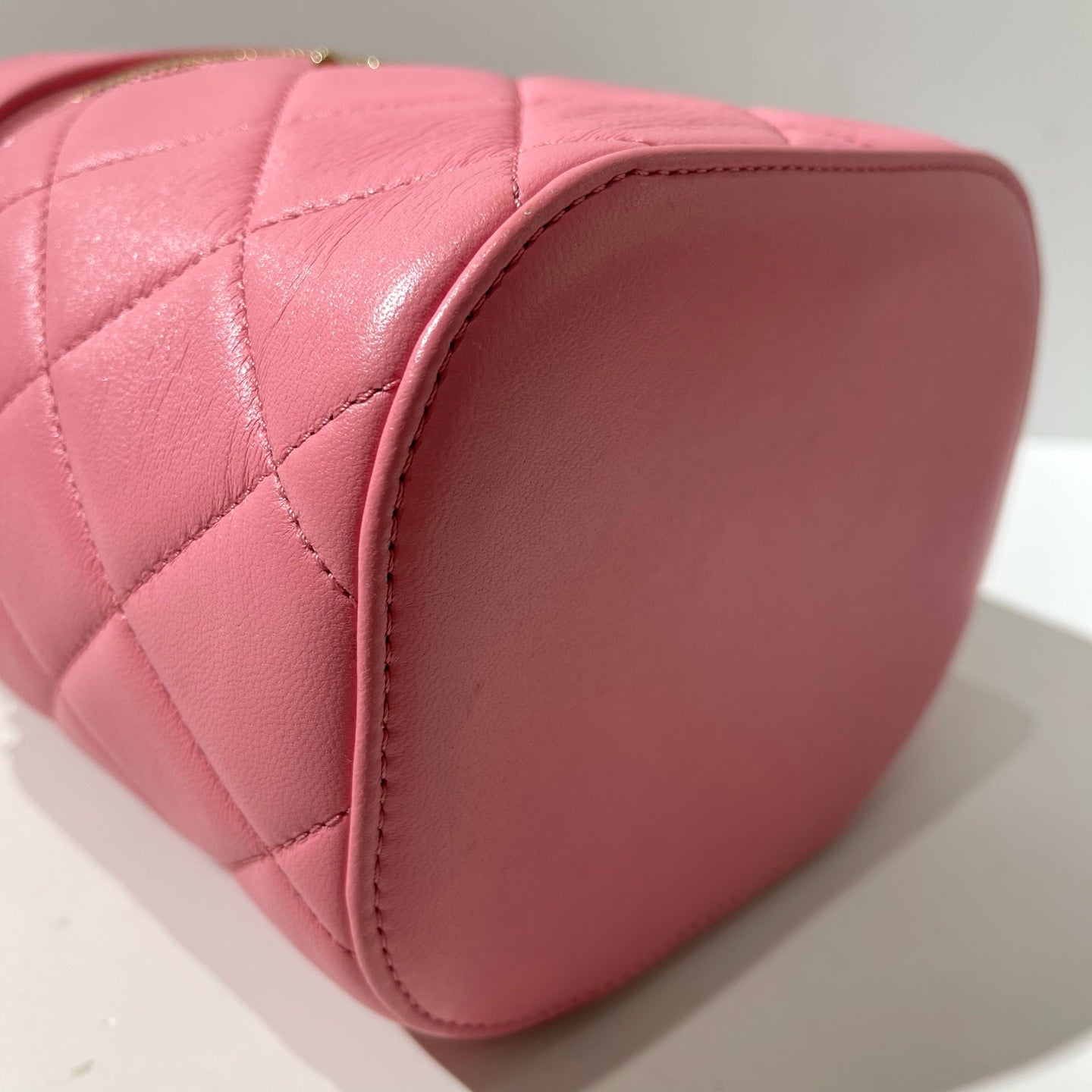 Chanel - Other - Leather - Pink - (mini)