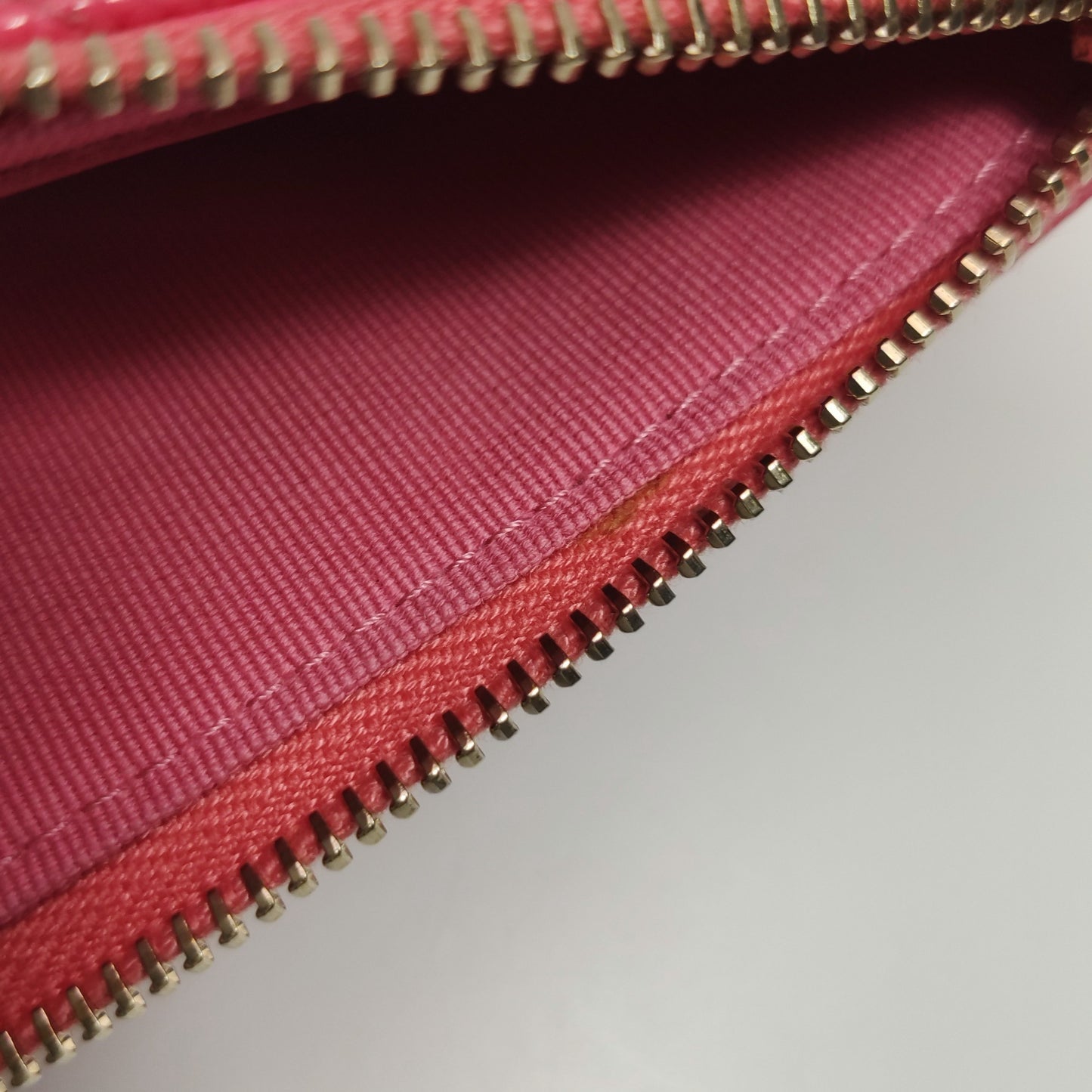 Chanel - Other - Leather - Pink - (mini)