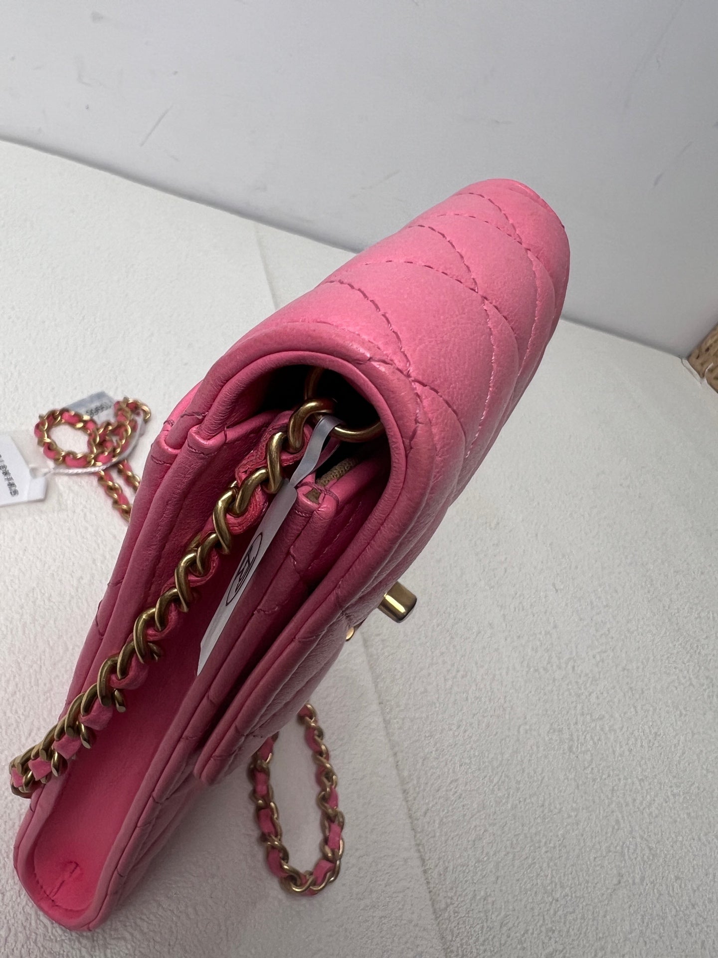 Chanel - Other - Leather - Pink - (mini)
