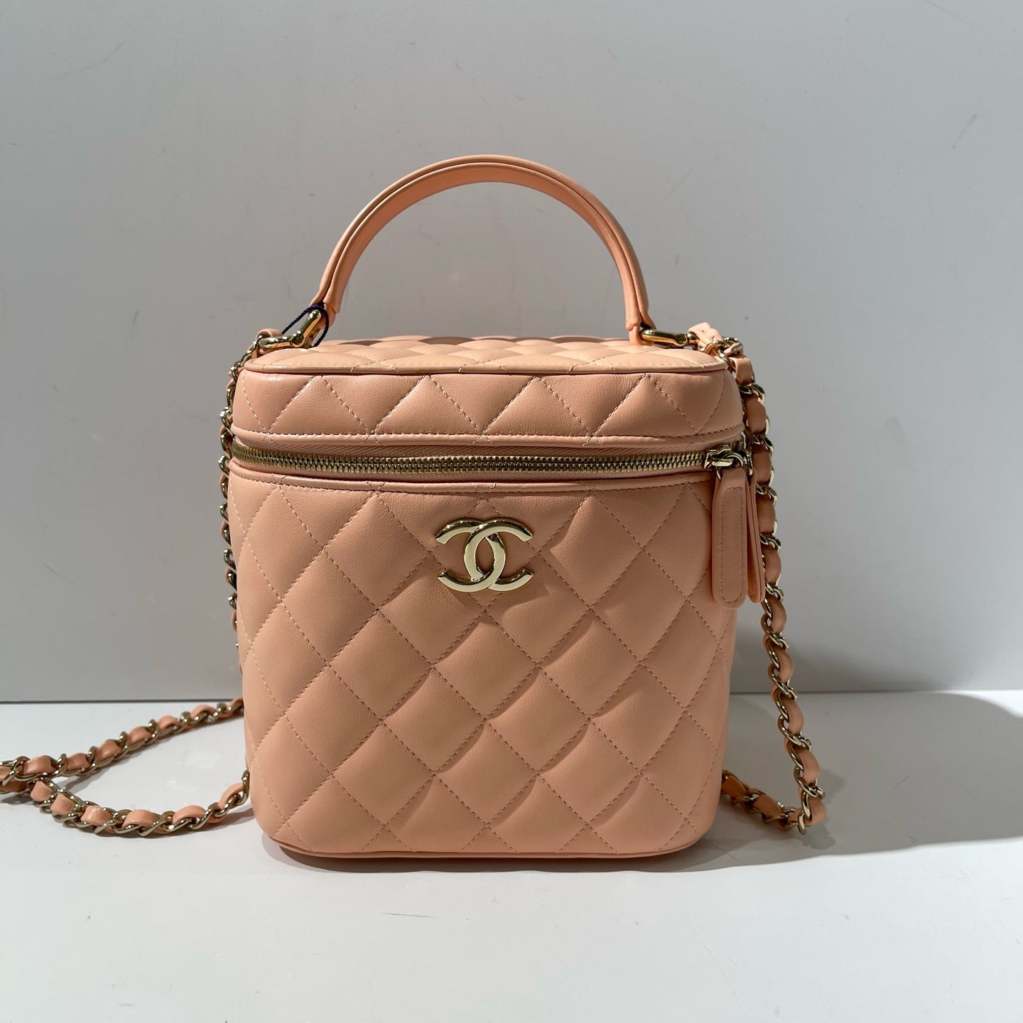 Chanel - Other - Leather - Pink - (small)