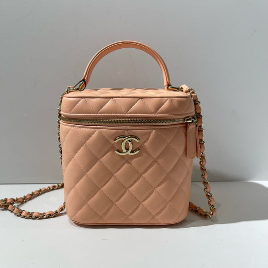 Chanel - Other - Leather - Pink - (small)
