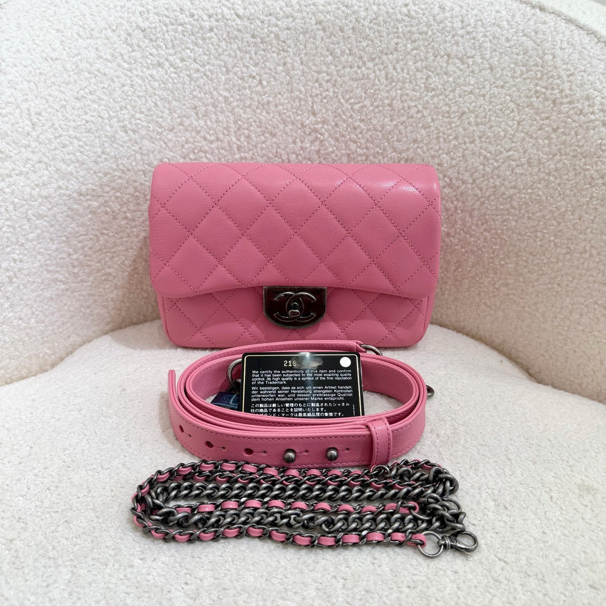 Chanel - Other - Leather - Pink - (small)