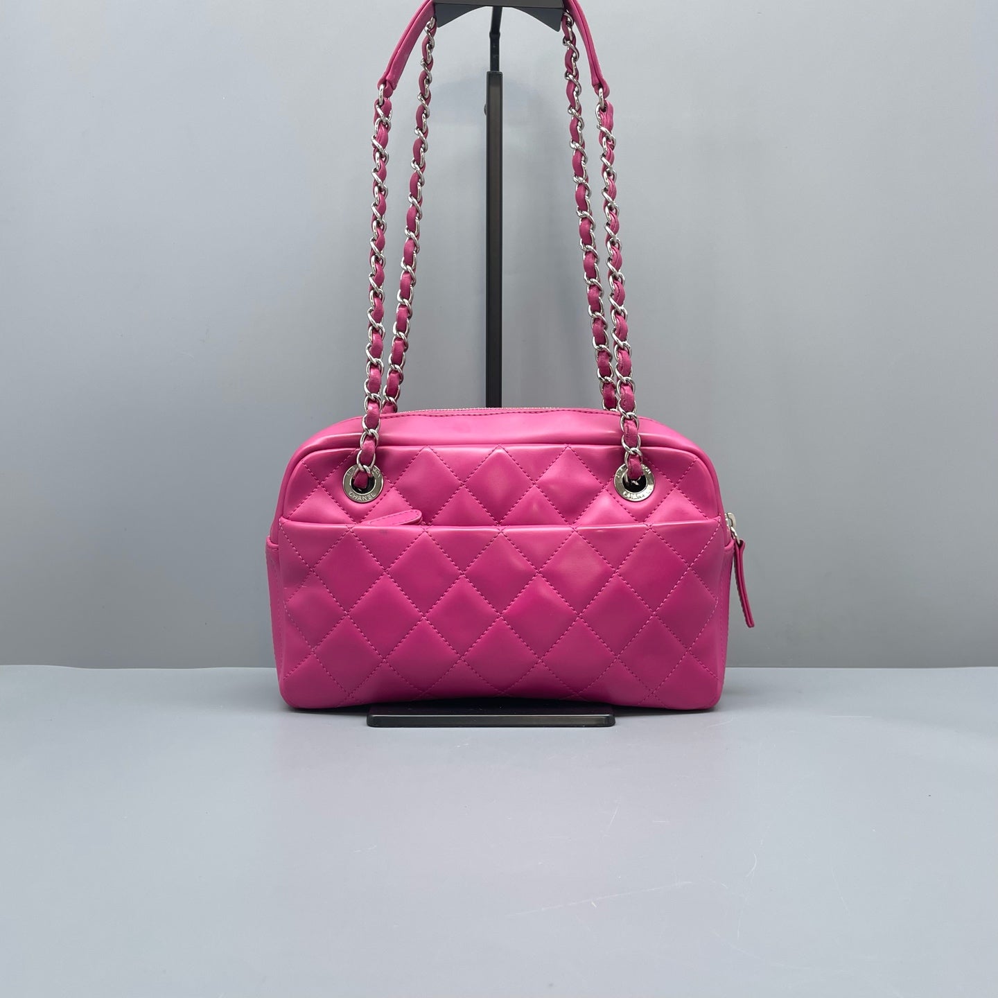 Chanel - Other - Leather - Pink - (Small)