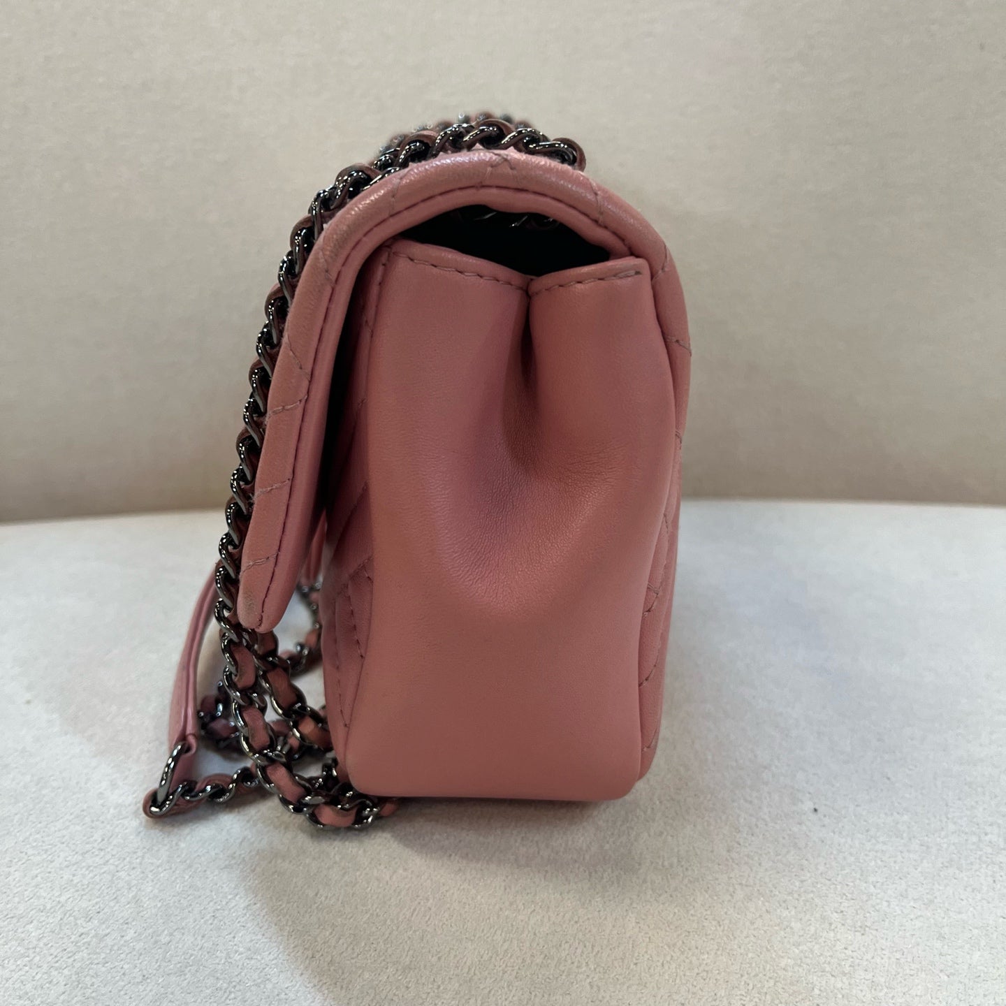 Chanel - Other - Leather - Pink - (small)