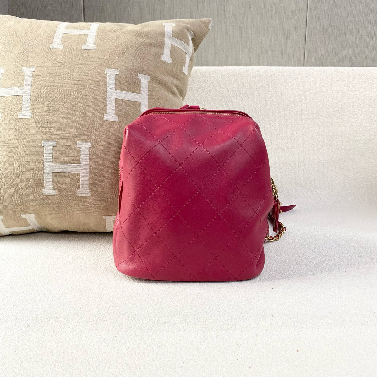 Chanel - Other - Leather - Pink - (Small)