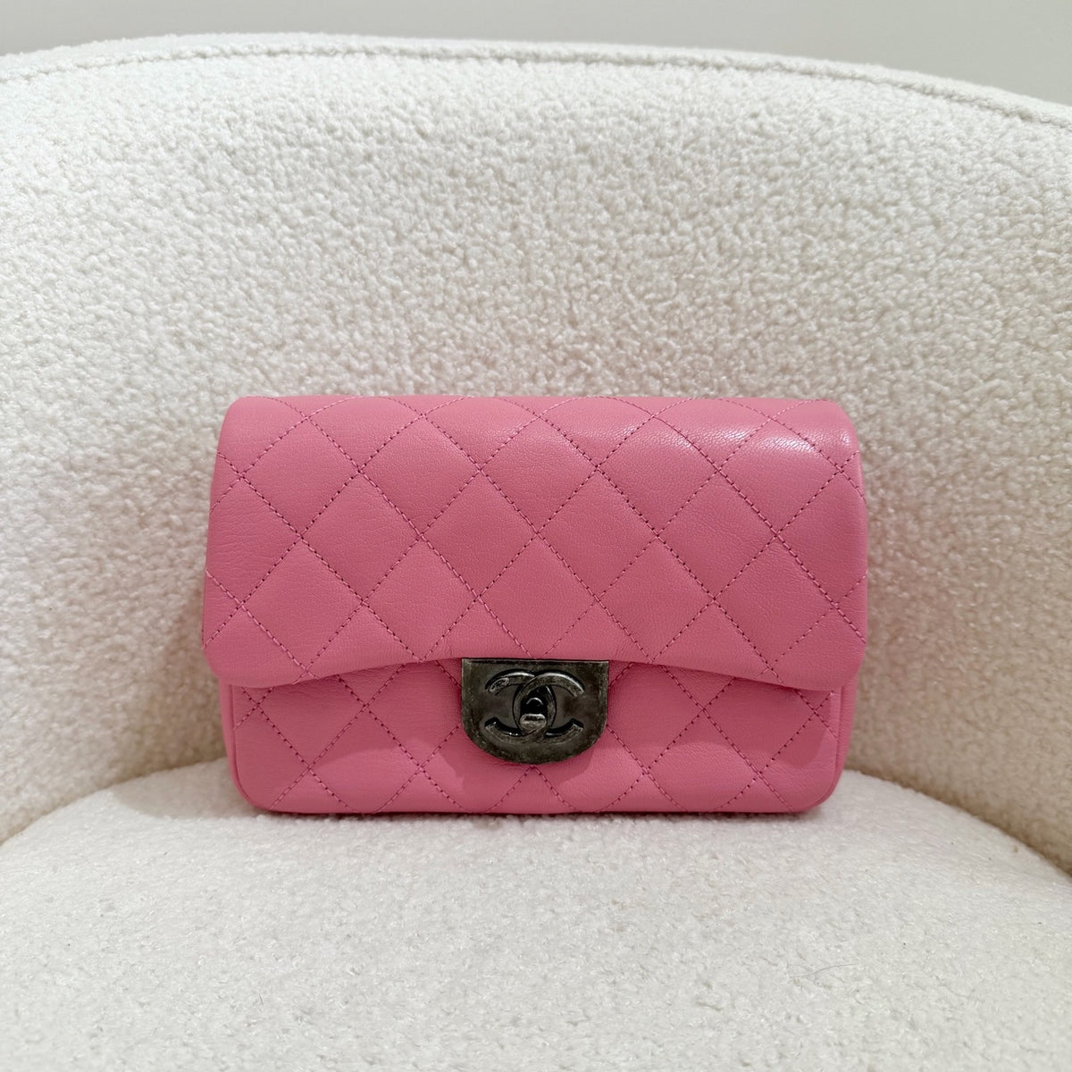 Chanel - Other - Leather - Pink - (small)