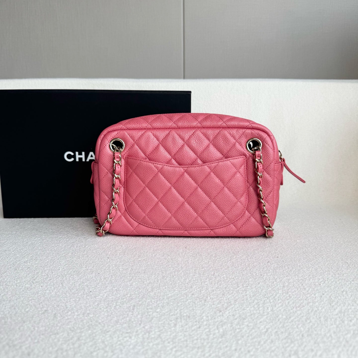 Chanel - Other - Leather - Pink - (Small)
